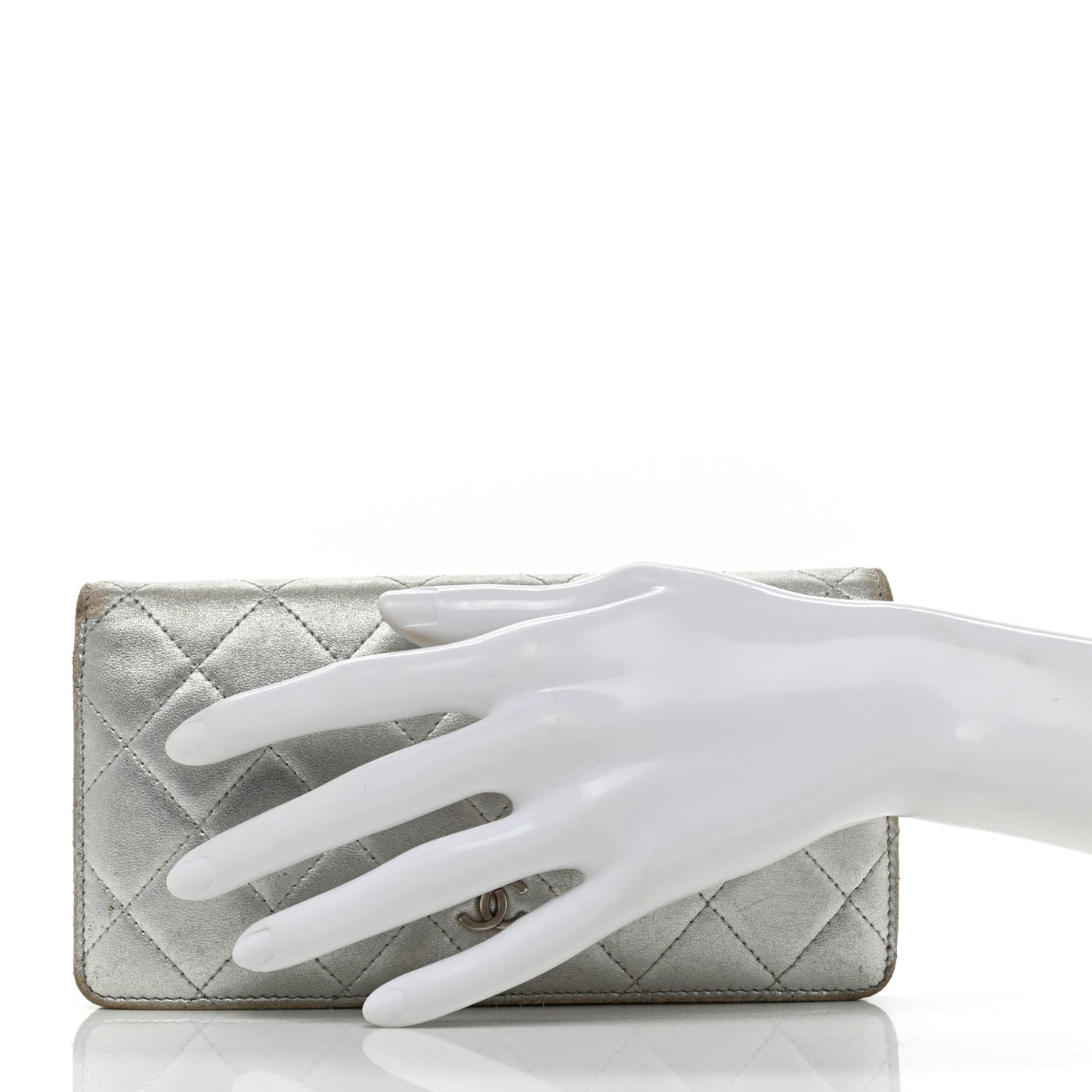 Metallic Lambskin Quilted Yen Wallet Silver
