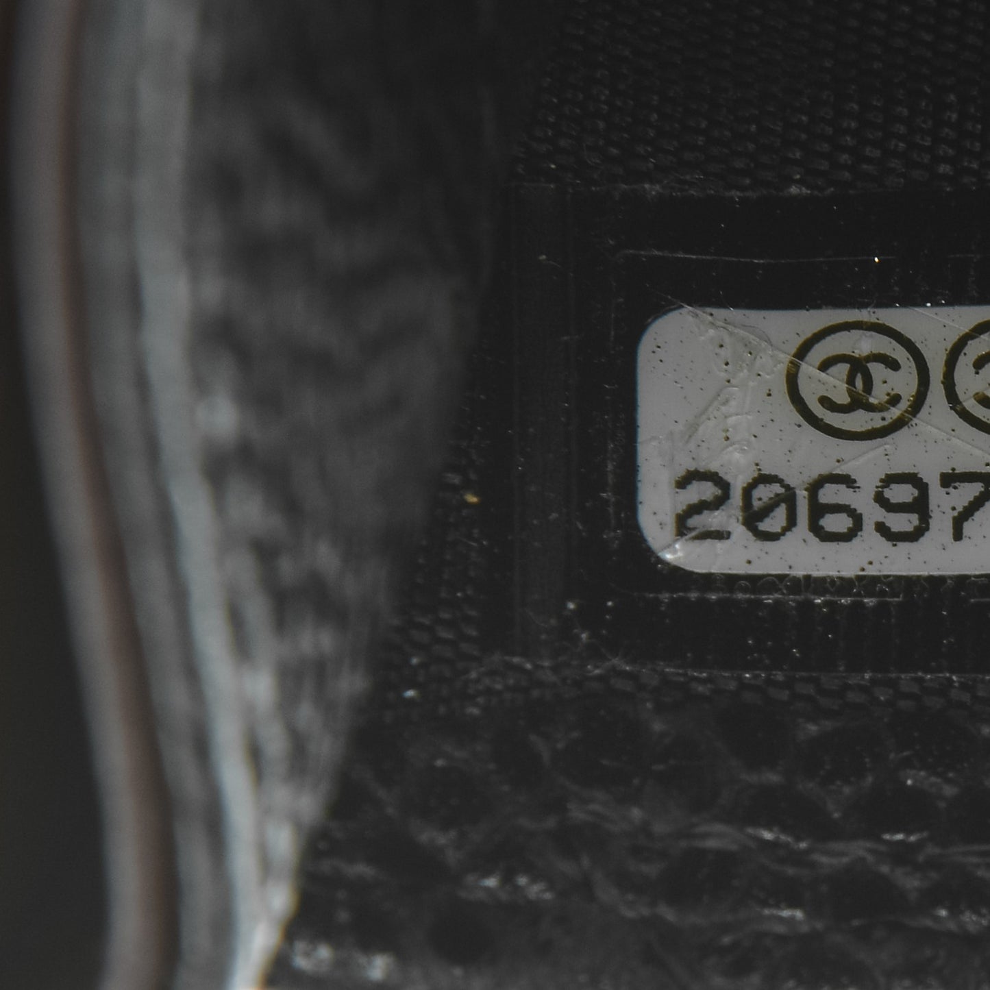 Caviar Quilted Card Holder Black