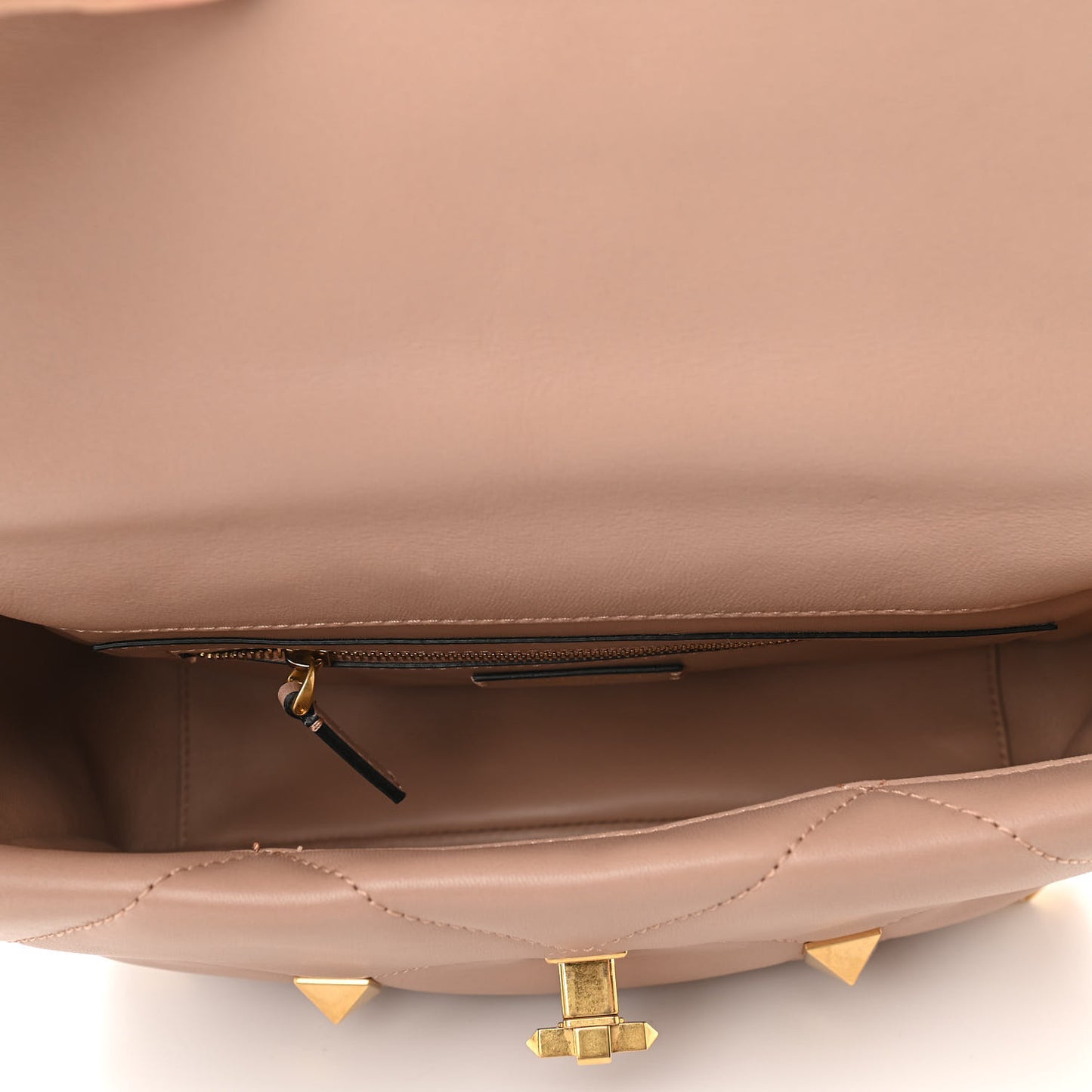 Nappa Large Roman Stud Shoulder Bag Rose Cannelle