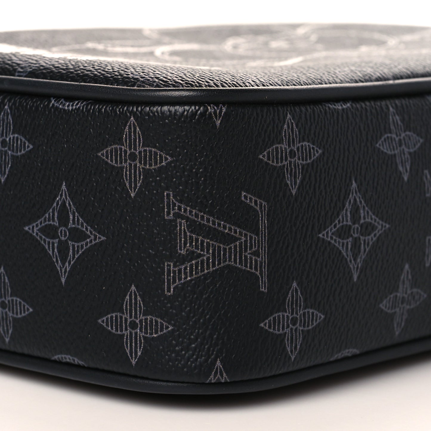 Monogram Eclipse Vivienne Danube PM