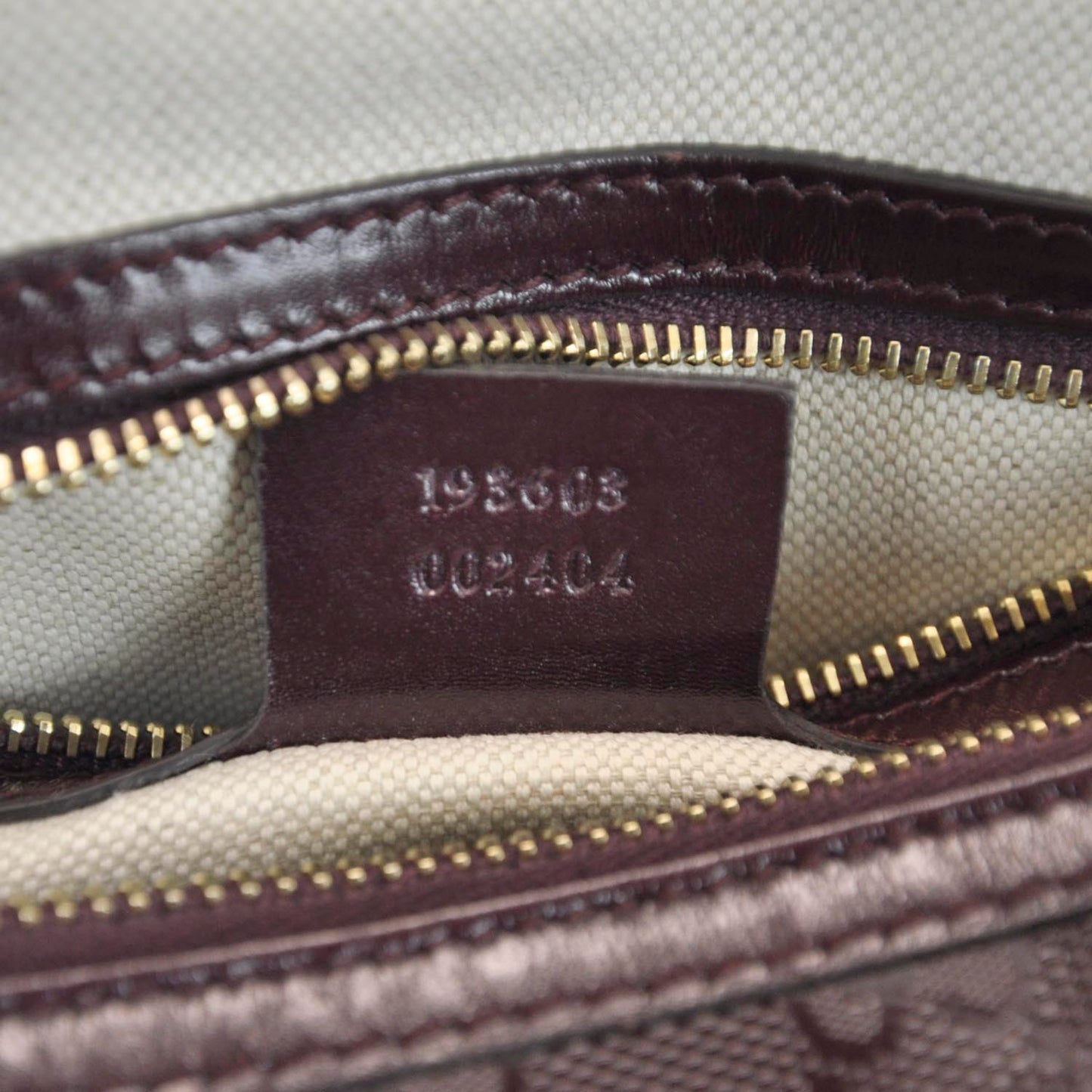 Imprime Monogram Medium Joy Boston Bordeaux