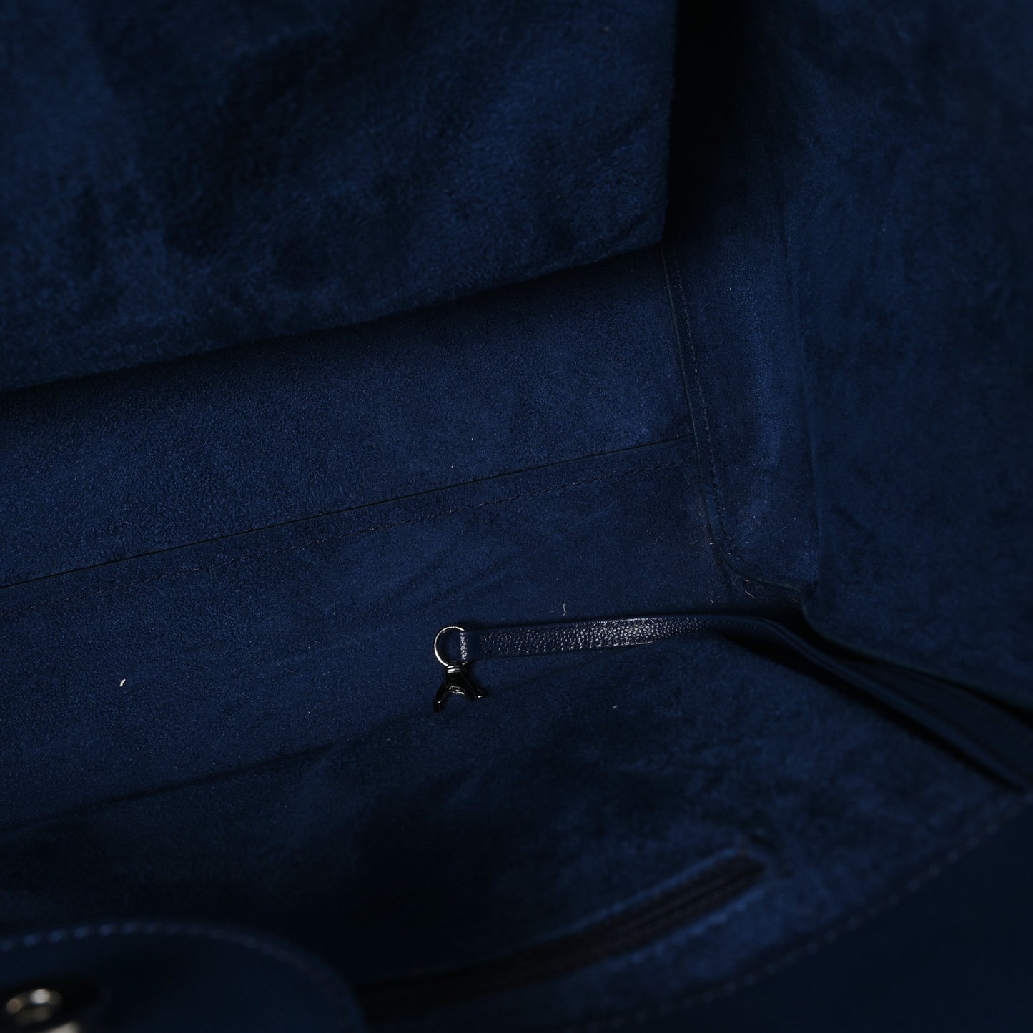 Caviar Large Studded Deauville Tote Navy
