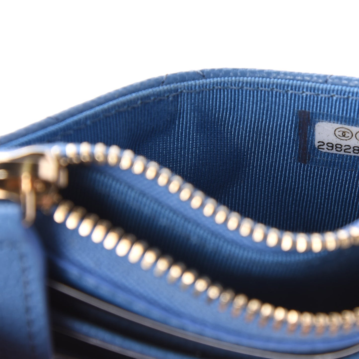 Caviar Quilted CC Zip Card Holder Blue