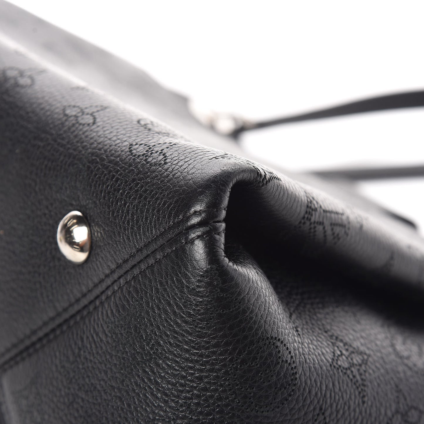 Mahina Calfskin Sevres Black