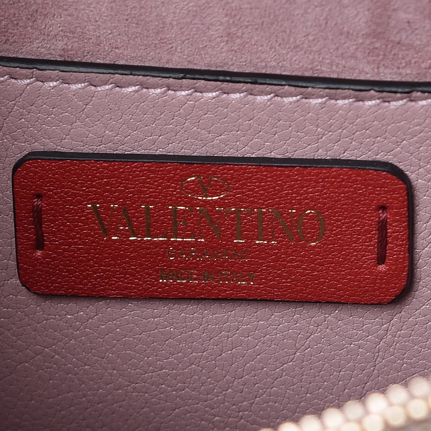 Vitello Rockstud No Limit Shoulder Bag Lipstick