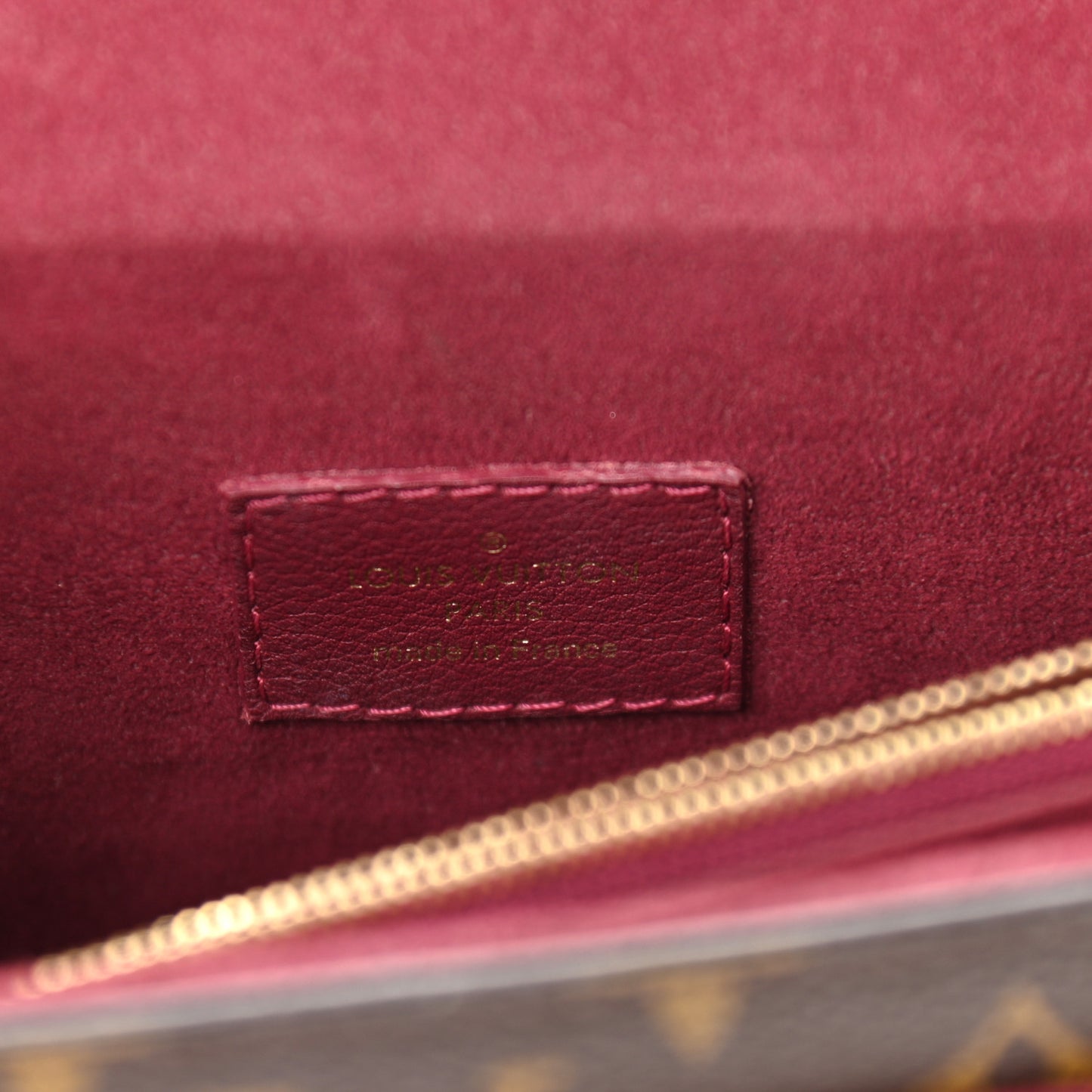 Monogram Victoire Raisin