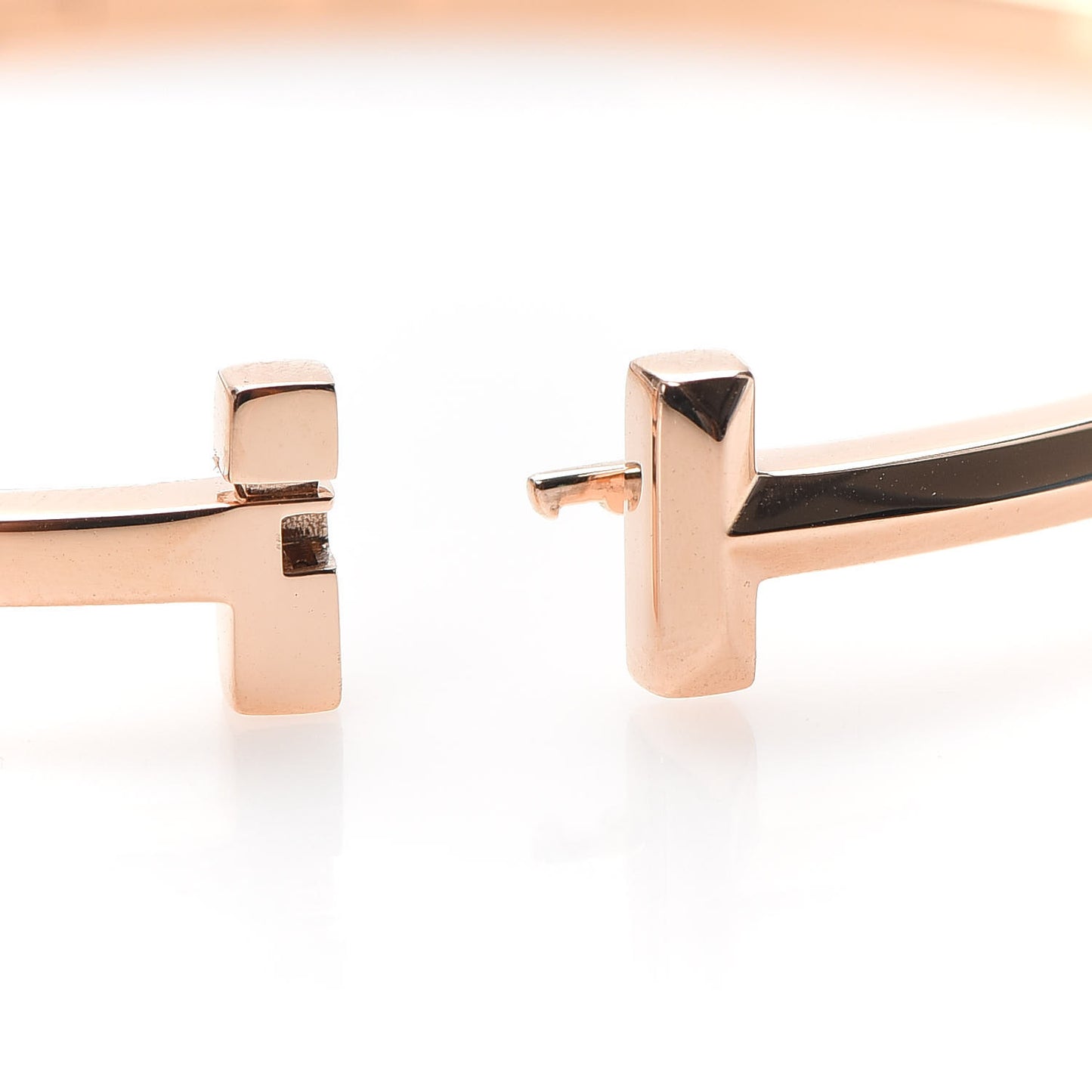 18K Rose Gold Narrow T T1 Hinged Bangle Bracelet