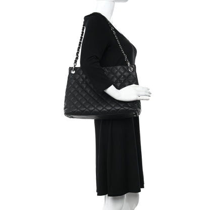 Chanel Caviar Quilted Easy Zip Tote Black 2 of 10