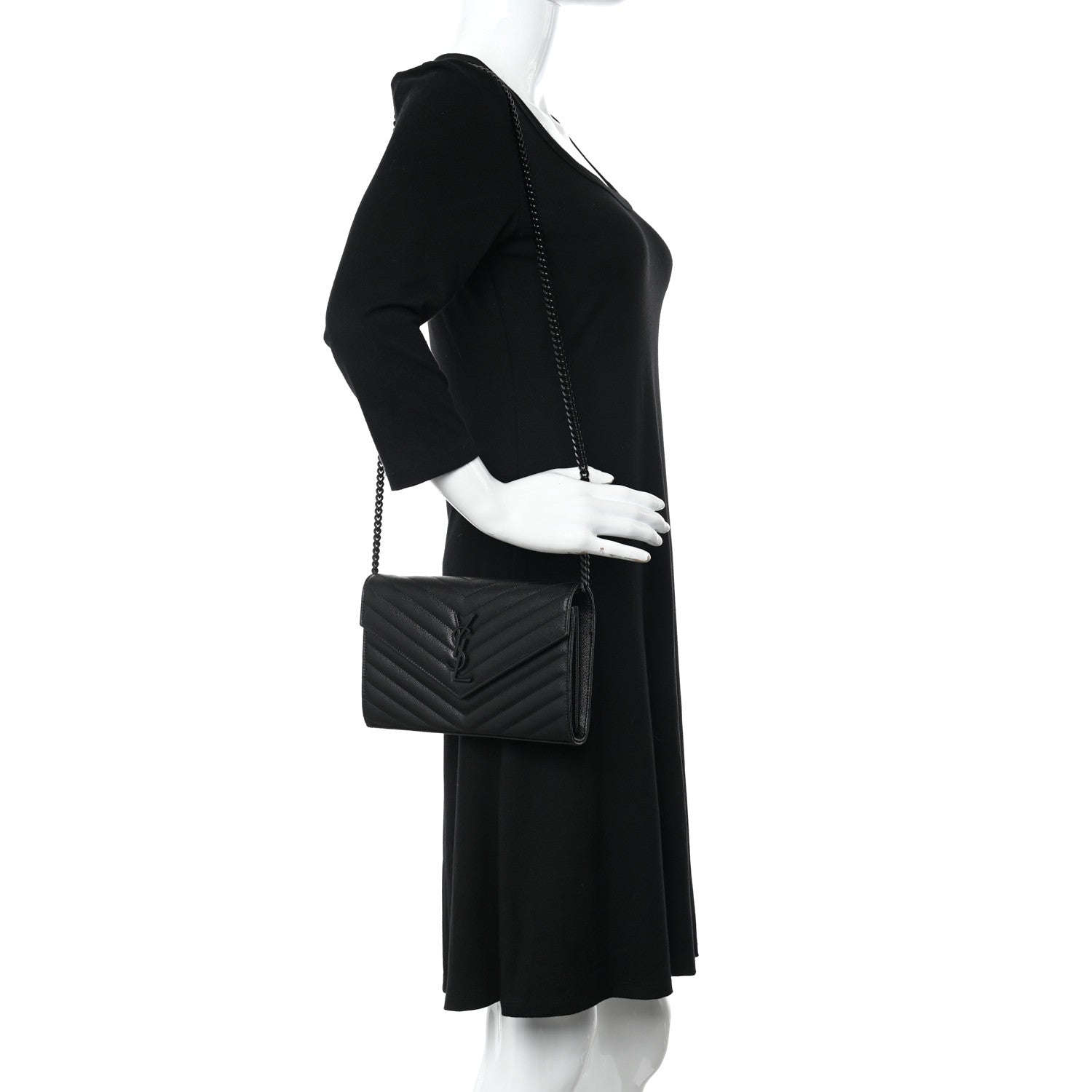 Saint Laurent Grain De Poudre Matelasse Chevron Monogram Monochrome Chain Wallet Black 2 of 11