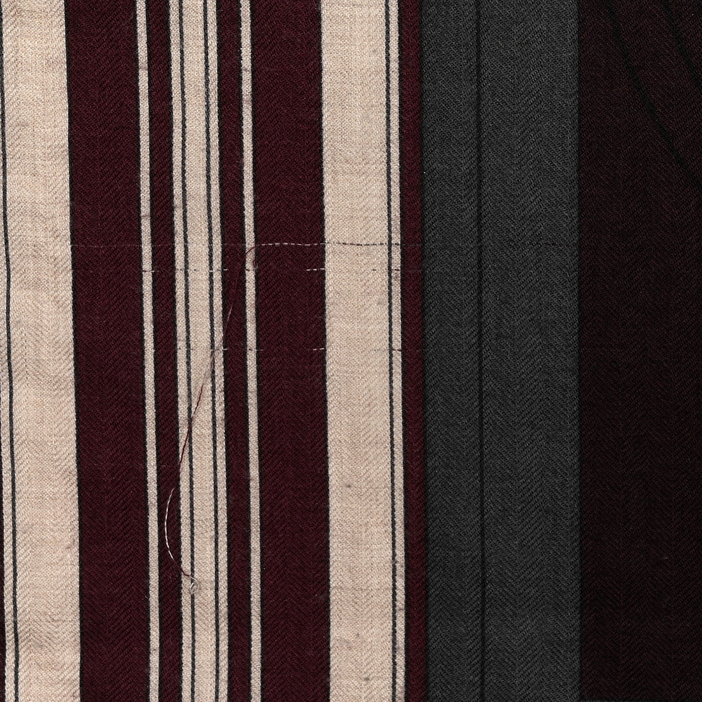 Cashmere Silk Imprimeur Fou Charabia Shawl 140
