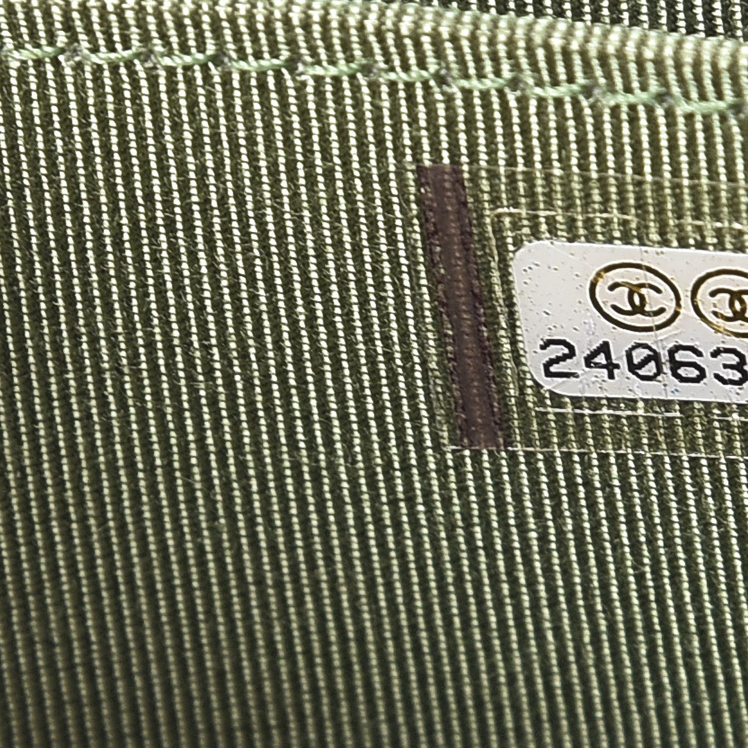 Chanel Metallic Lambskin Quilted Zip Around Coin Purse Wallet Green 7 of 8