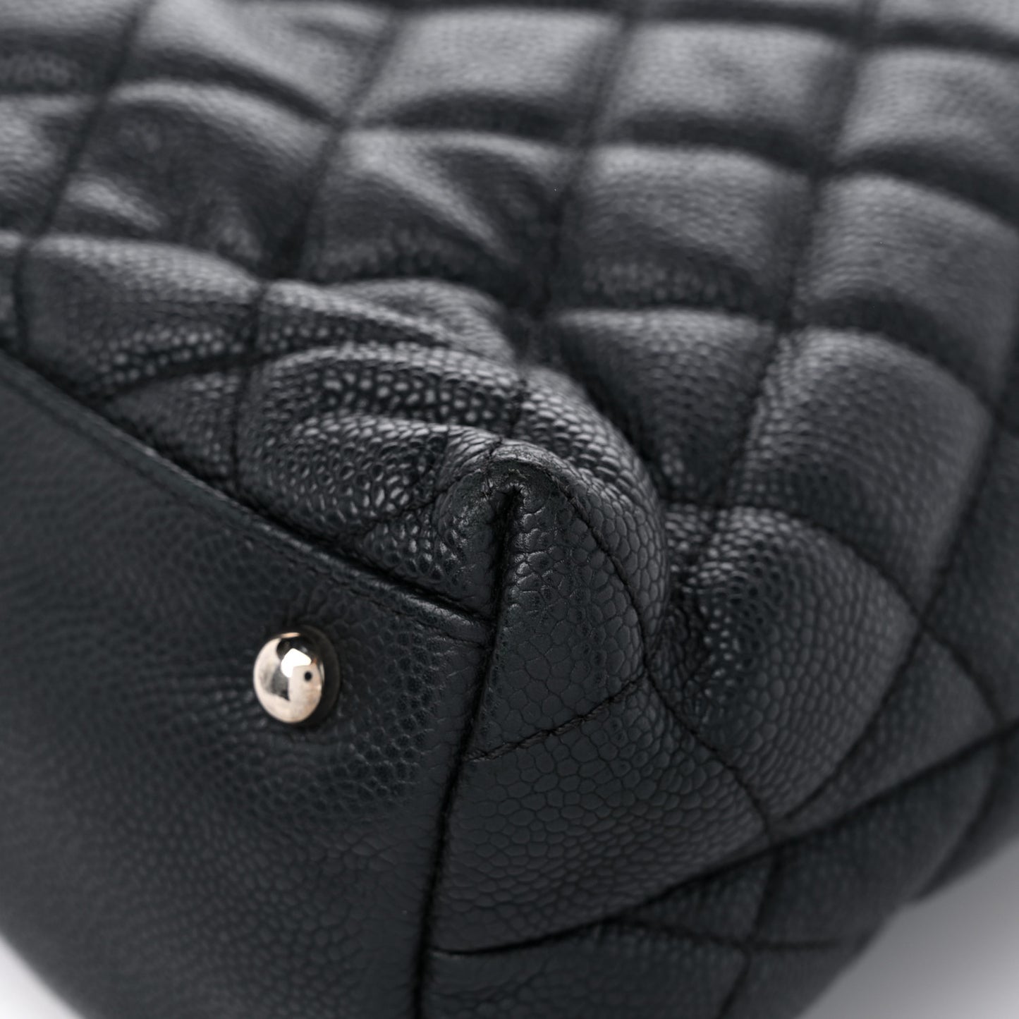Caviar Quilted Easy Zip Tote Black