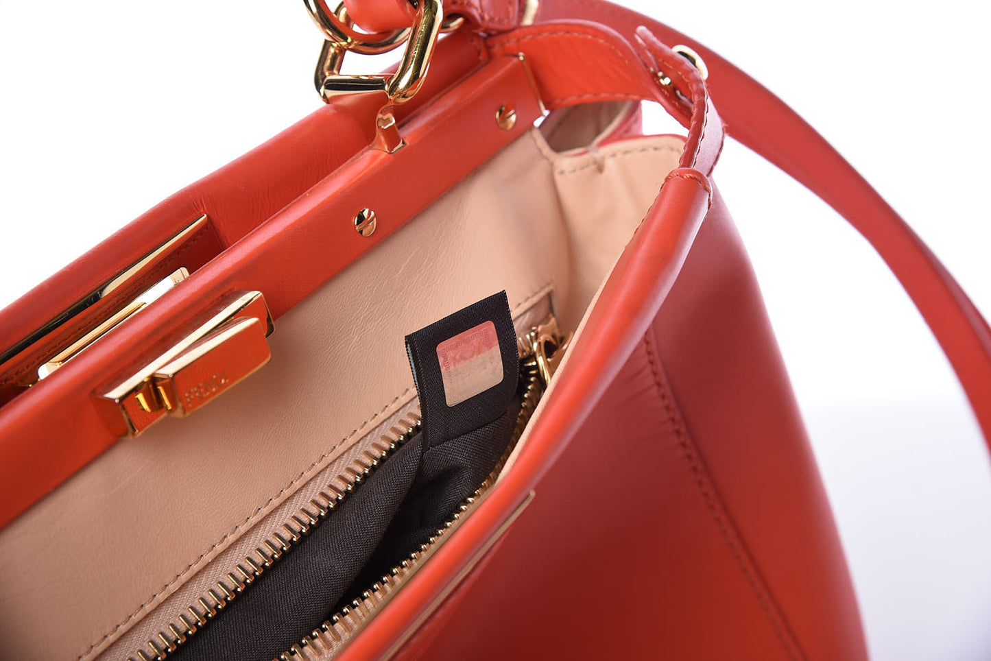 Vitello Morgan Shiny Nappa Medium Peekaboo Iconic Satchel Papavero