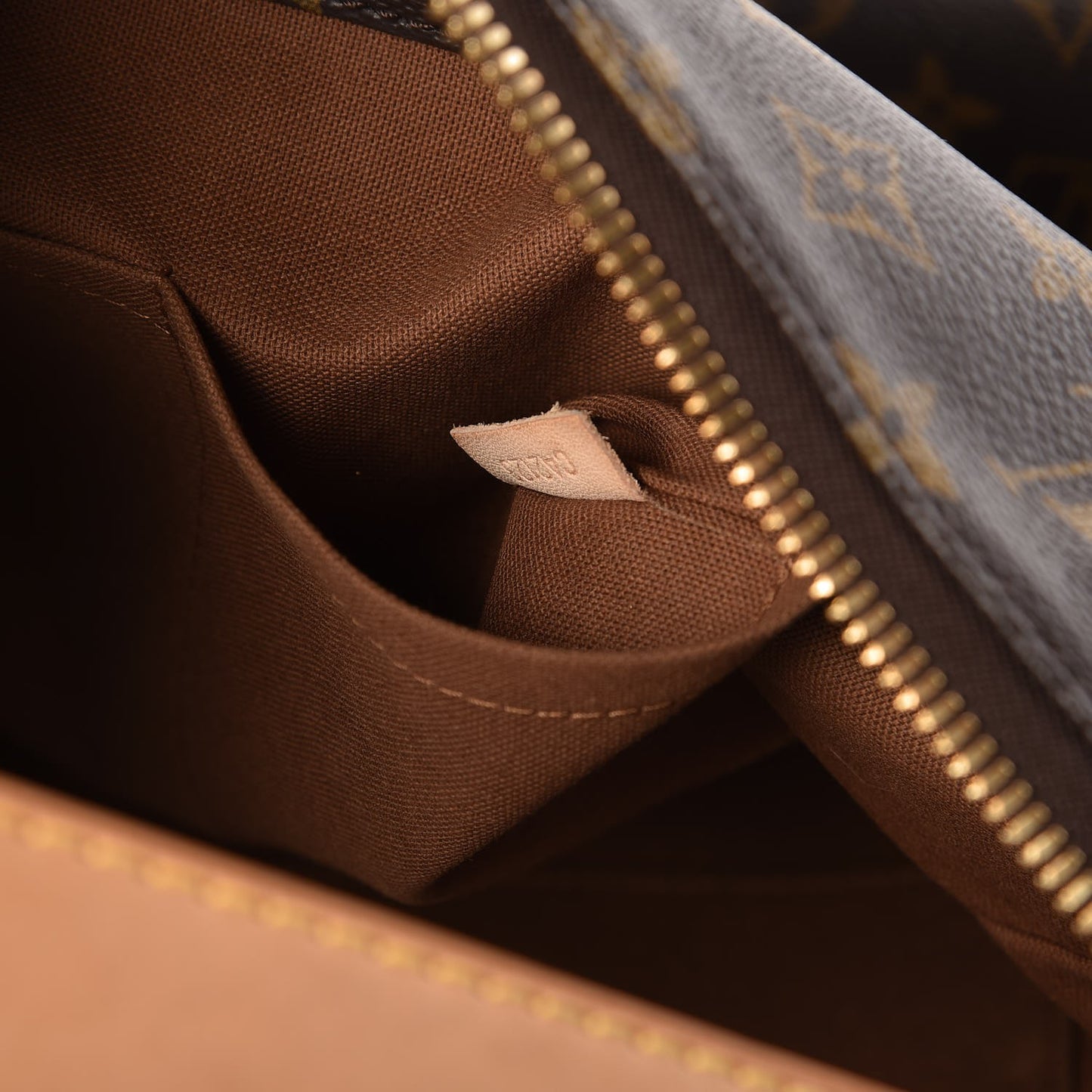 Monogram Sully MM