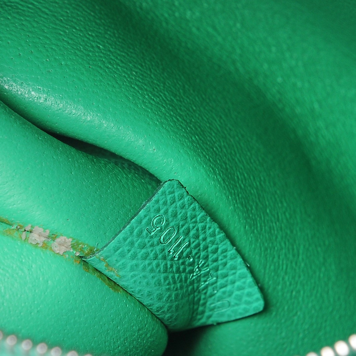 Grained Calfskin Small Horizontal Cabas Phantom Mint