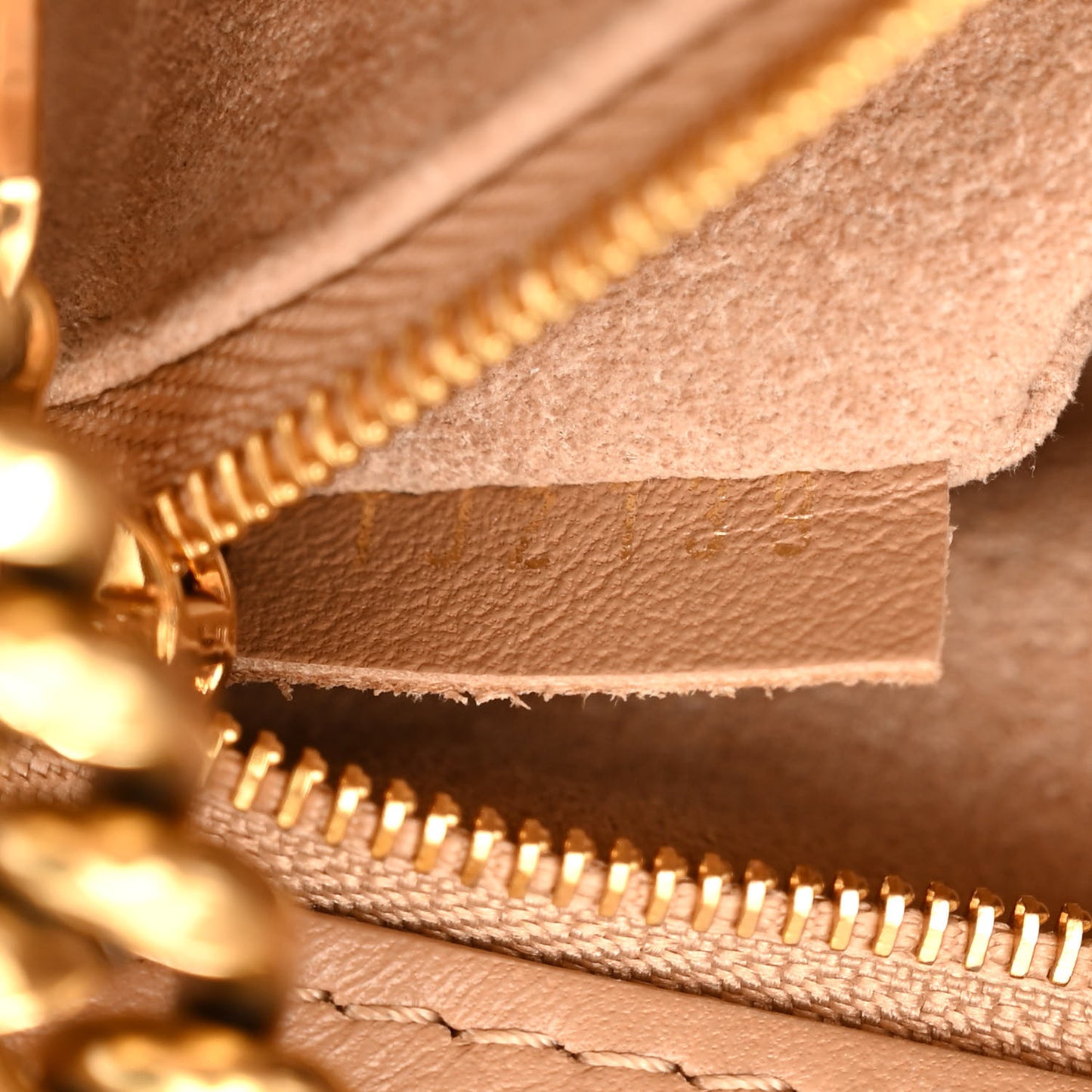 Calfskin New Wave Chain Tote Noisette