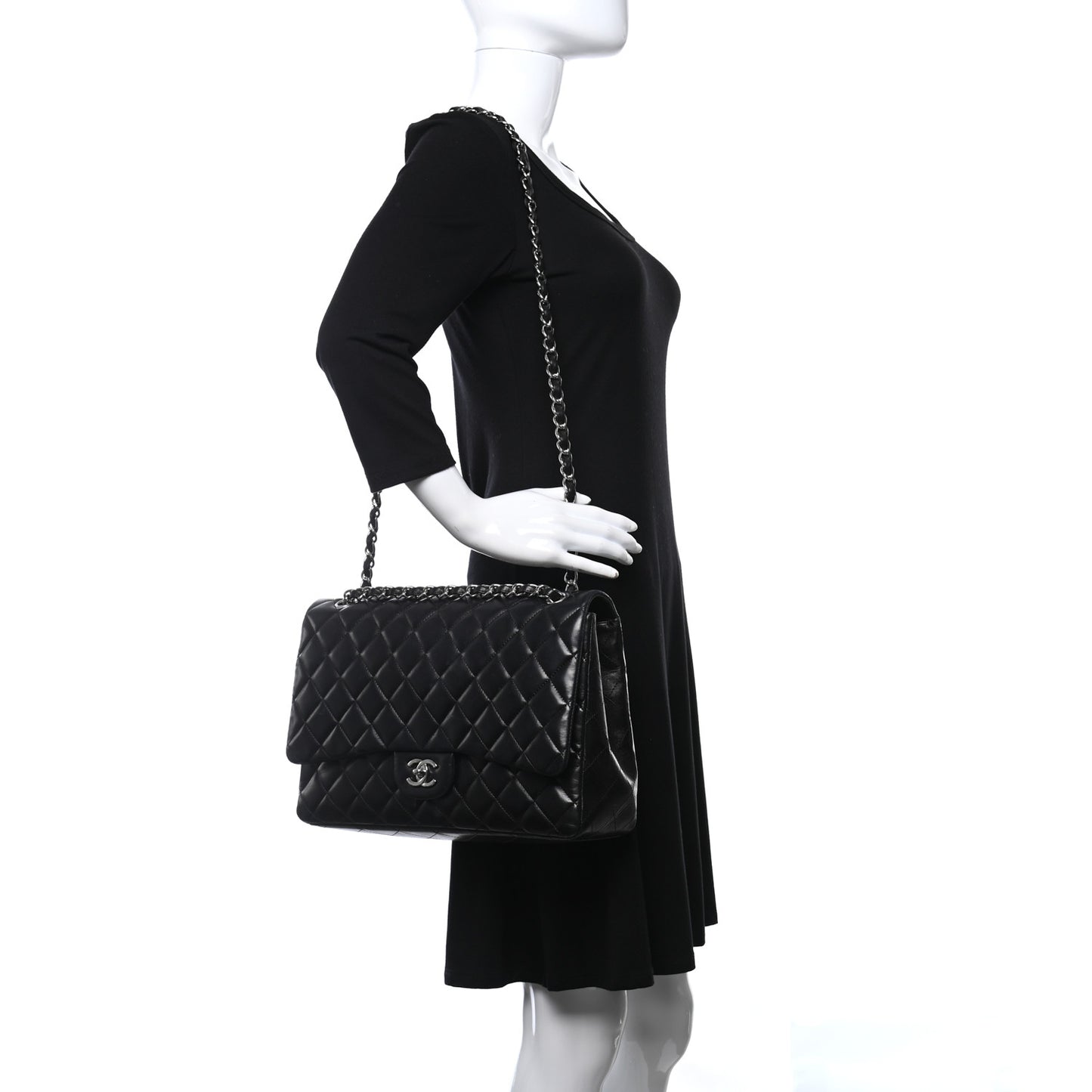Lambskin Quilted Maxi Single Flap Black