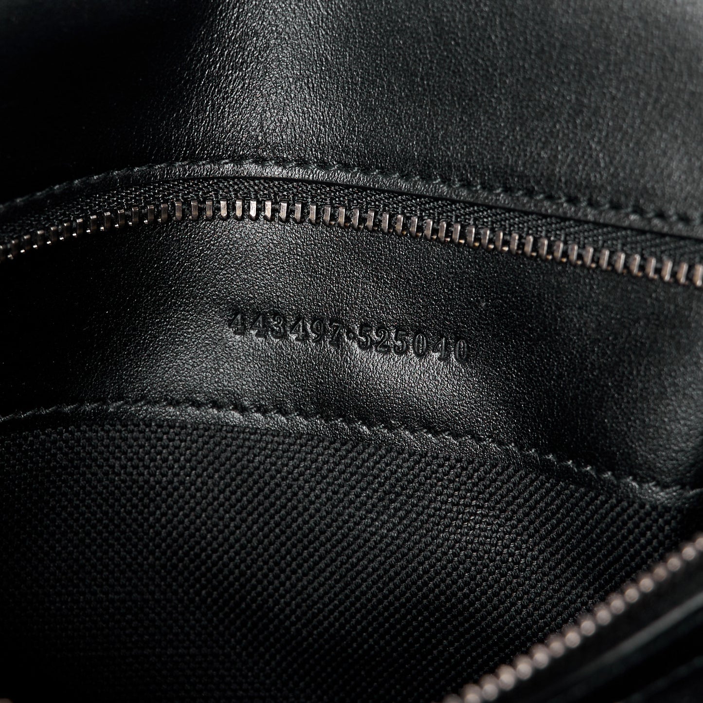 Calfskin Matelasse Monochrome Small GG Marmont Shoulder Bag Black