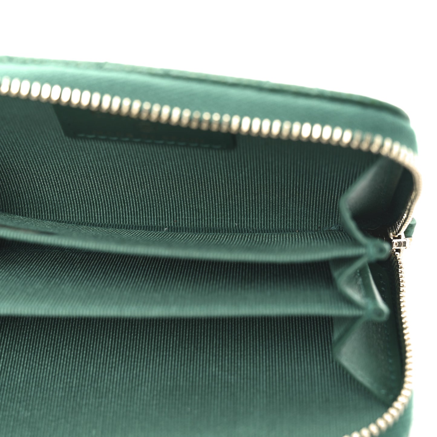 Metallic Caviar Quilted Zip Coin Purse Green