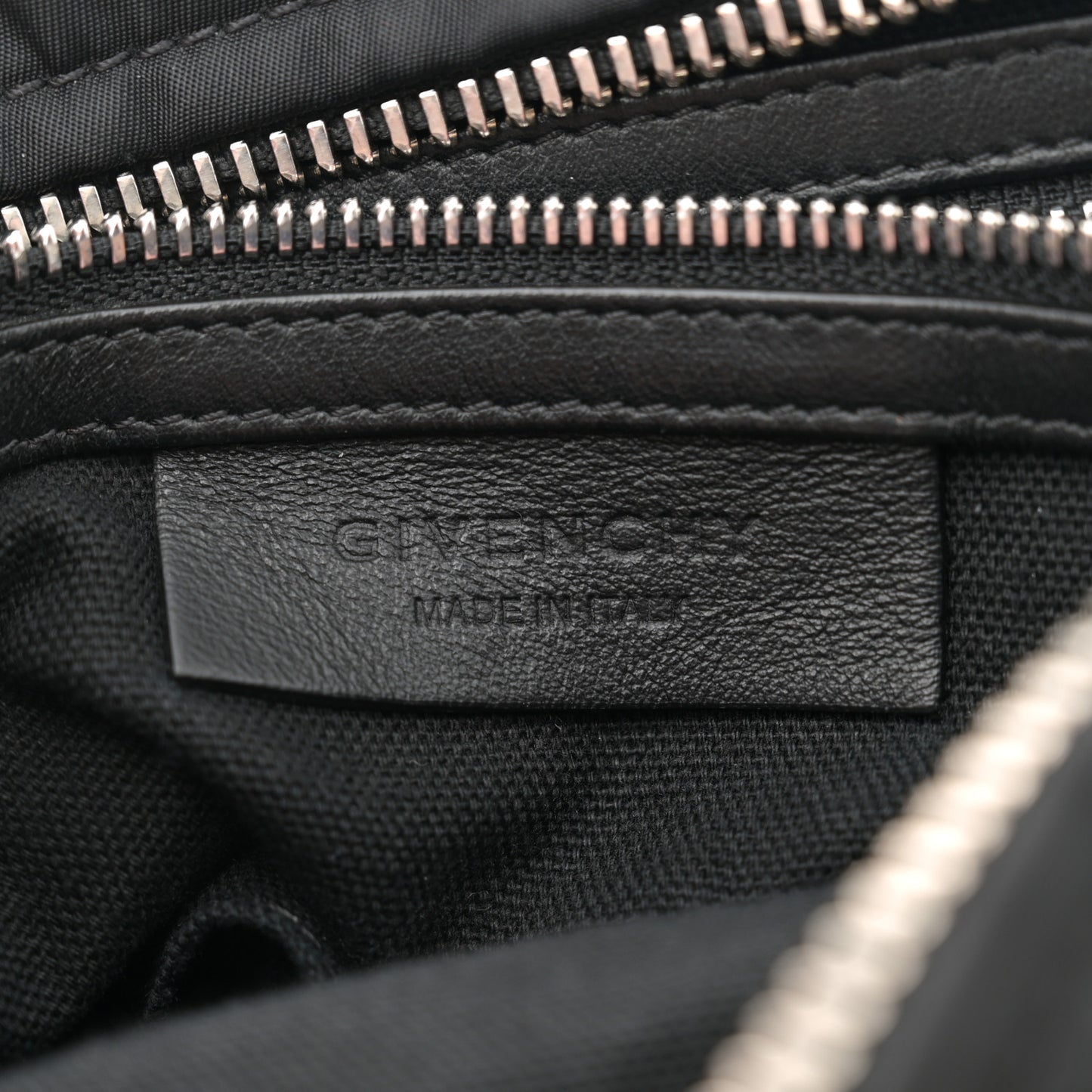Nylon Small Logo Pandora Black