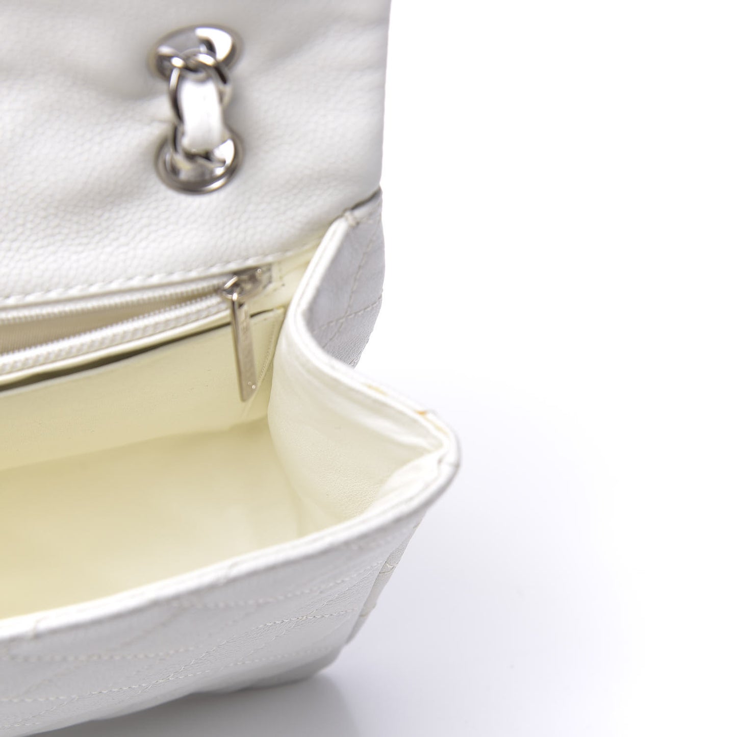 Caviar Quilted Maxi Single Flap White