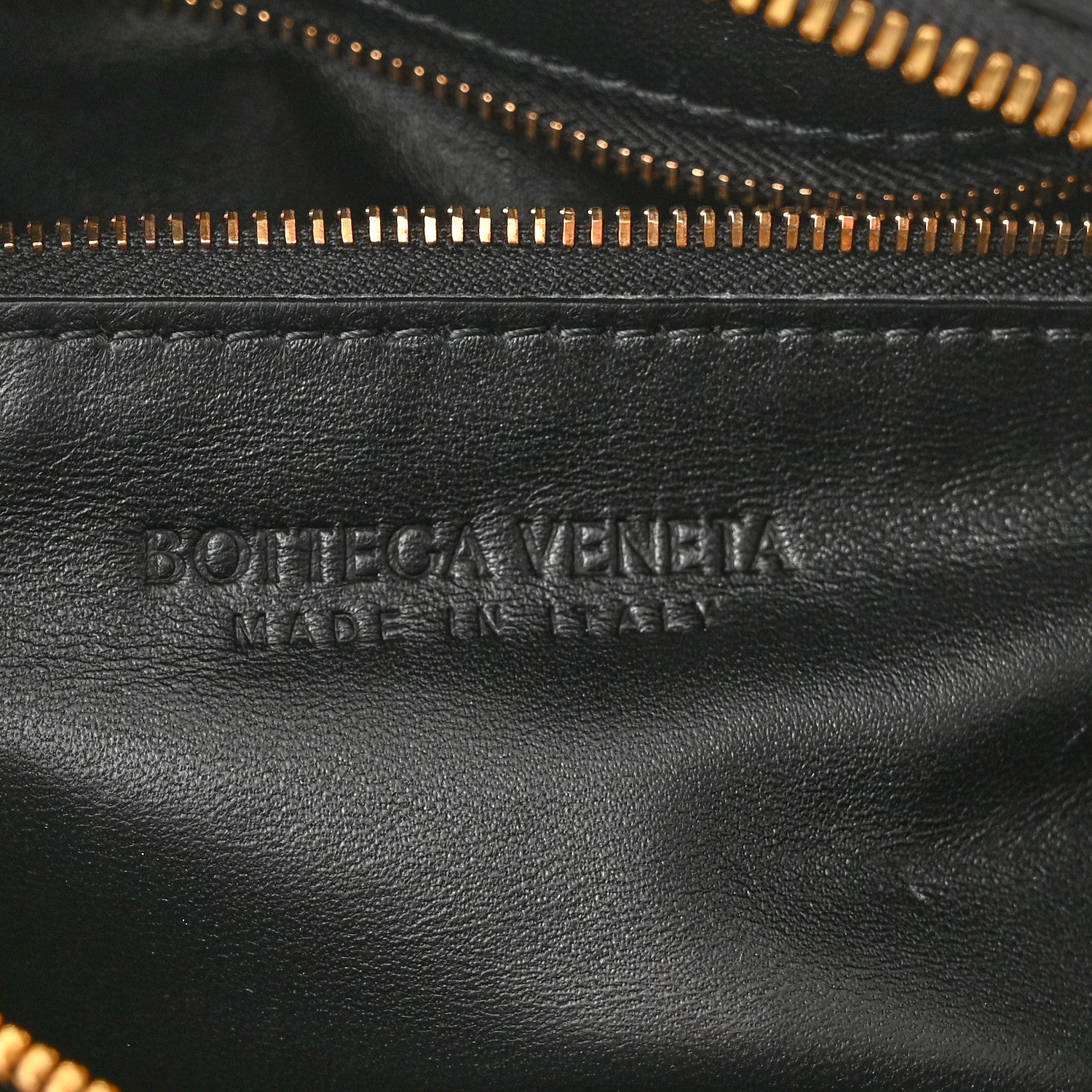 Bottega Veneta Lambskin Maxi Intrecciato Brick Cassette Bag Black 6 of 9