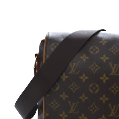 Louis Vuitton Monogram Abbesses Messenger Bag 13 of 15