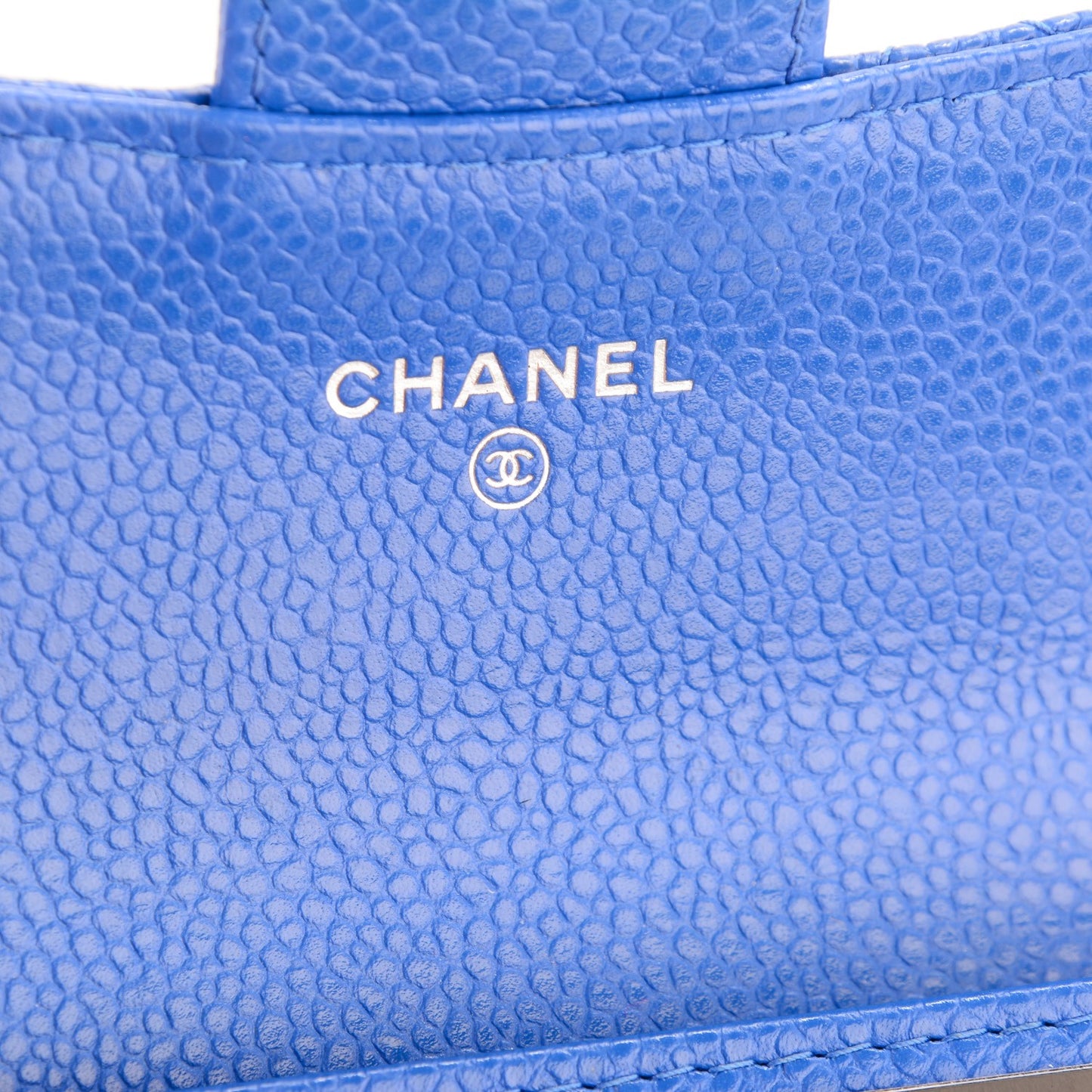 Caviar Quilted Card Holder Blue