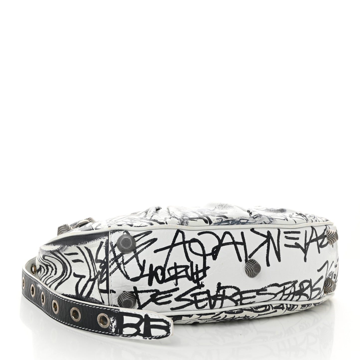 Agneau Arena Graffiti Small Le Cagole Shoulder Bag White Black