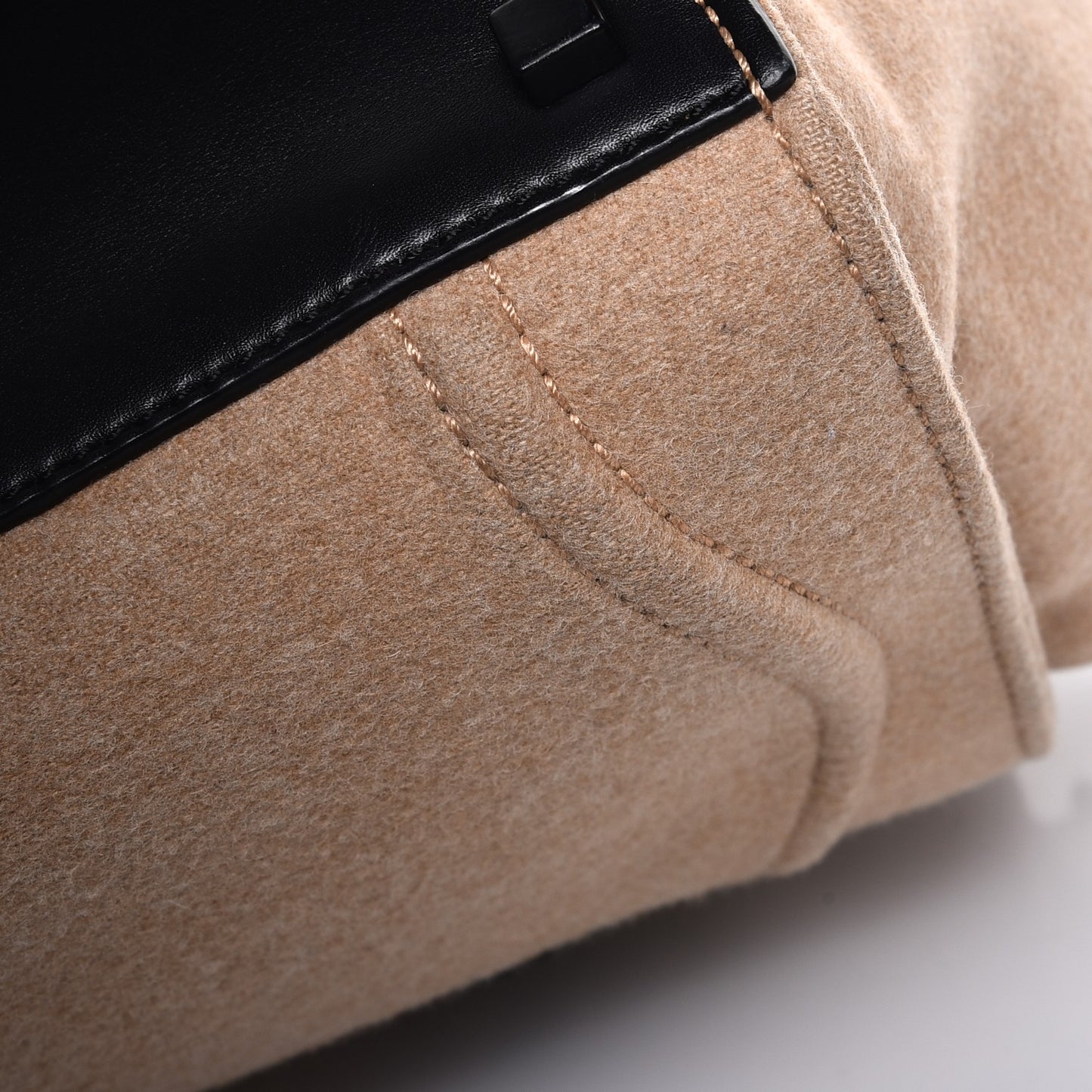 Felt Medium Phantom Luggage Beige