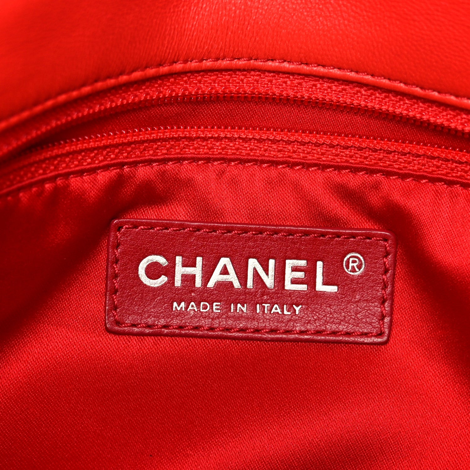 Chanel Lambskin Ultimate Stitch Flap Red 6 of 11