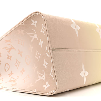 Louis Vuitton Monogram Giant Spring In The City Onthego MM Sunset Kaki 8 of 9