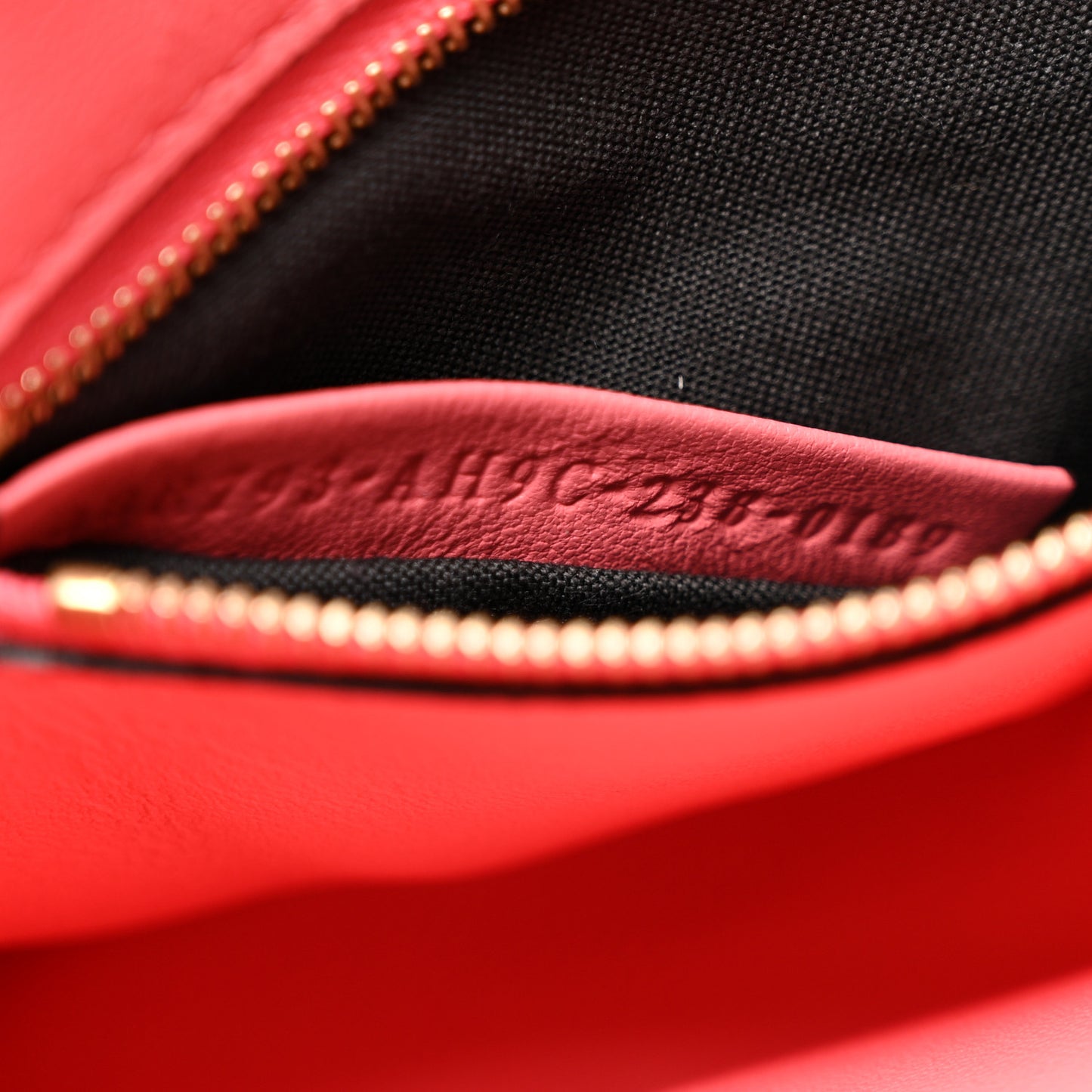 Nappa Small FF Embossed Midi Chain Baguette Pink Dalia