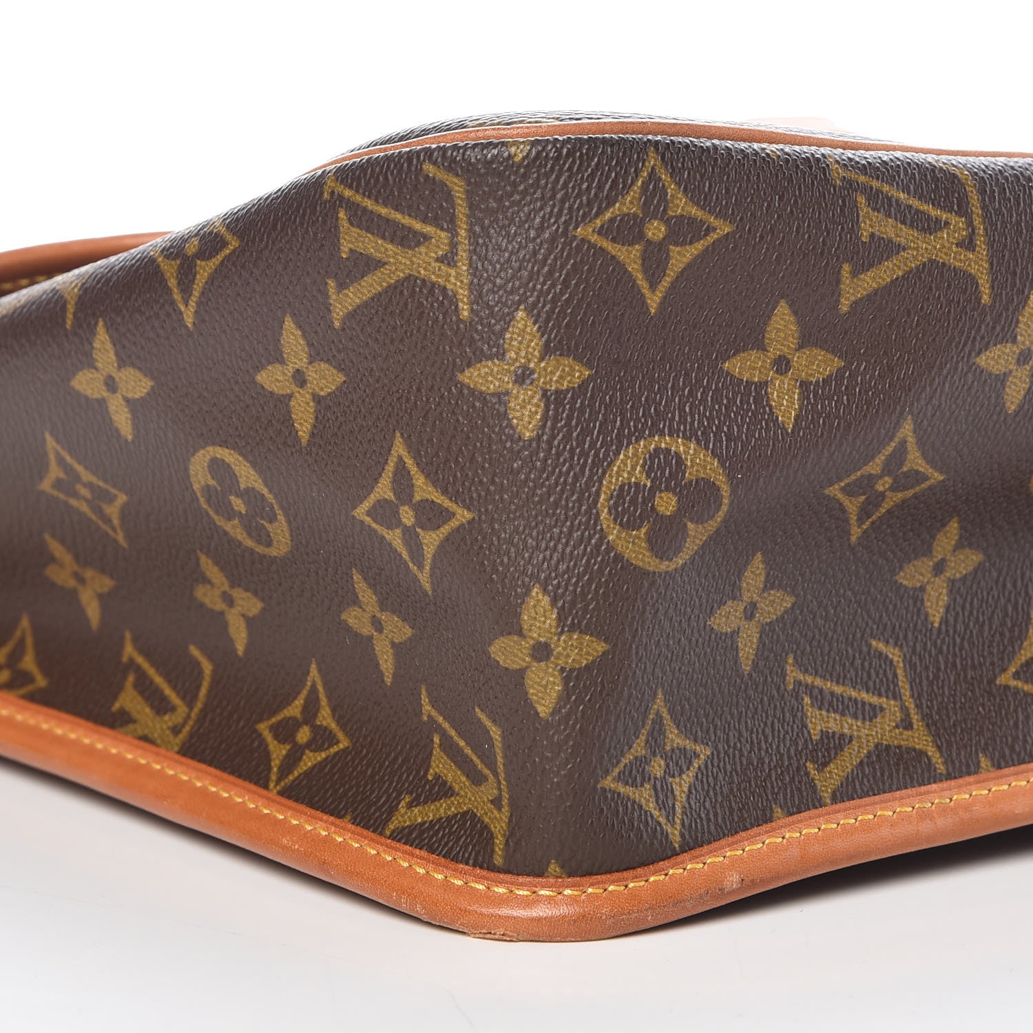Louis Vuitton Monogram Sac Gibeciere GM 8 of 16