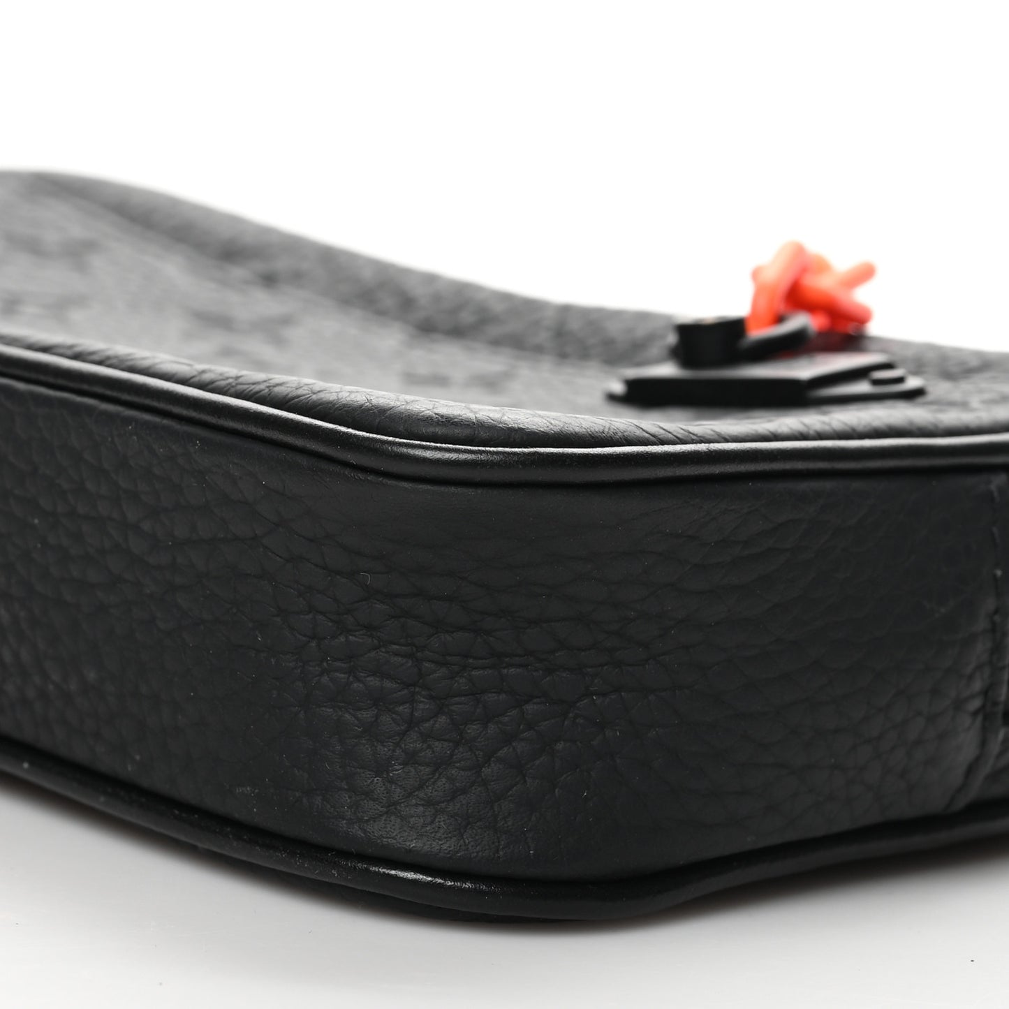 Taurillon Monogram Uniformes Solar Ray Soft Pochette Volga Belt Bag Black