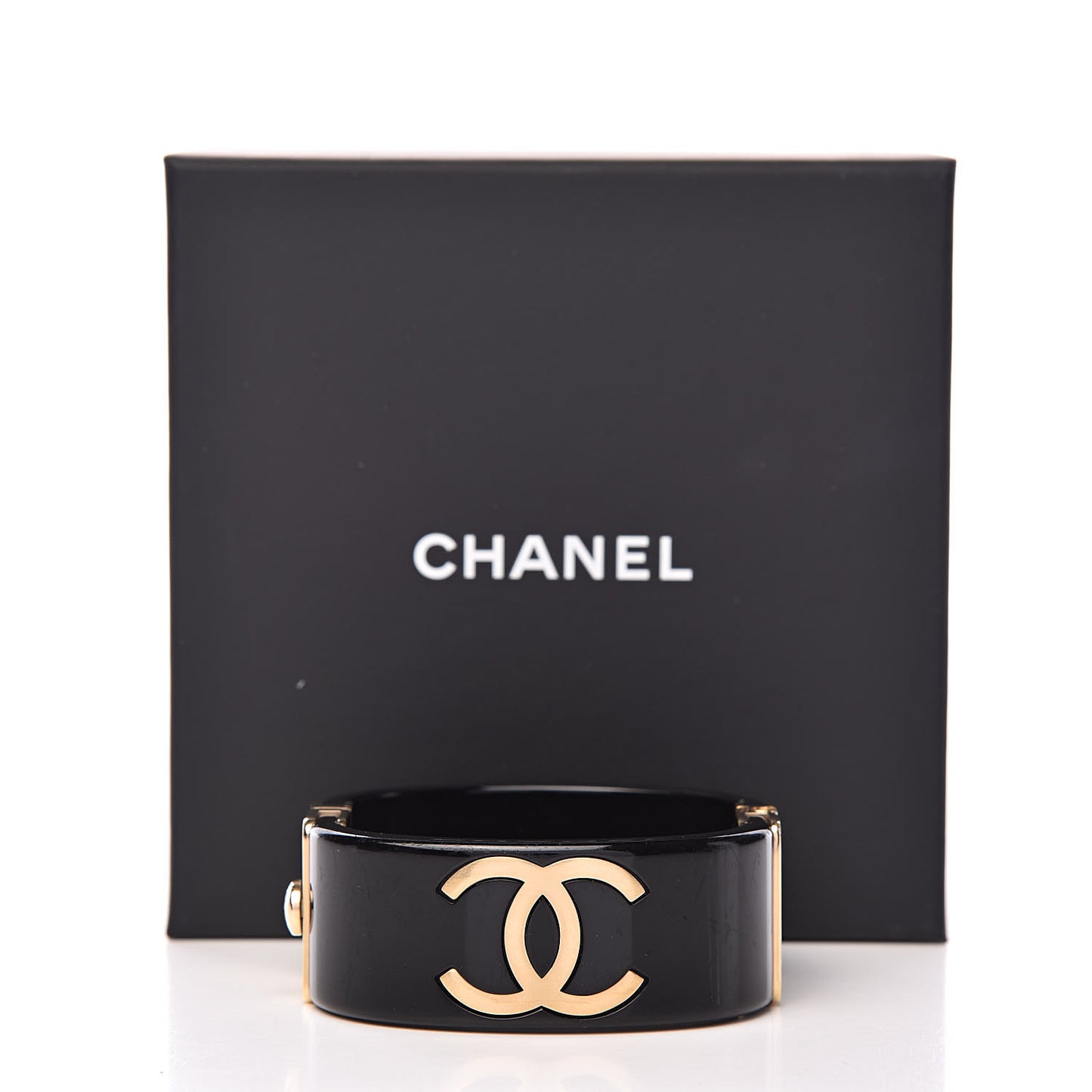 Resin CC Cuff Black Gold