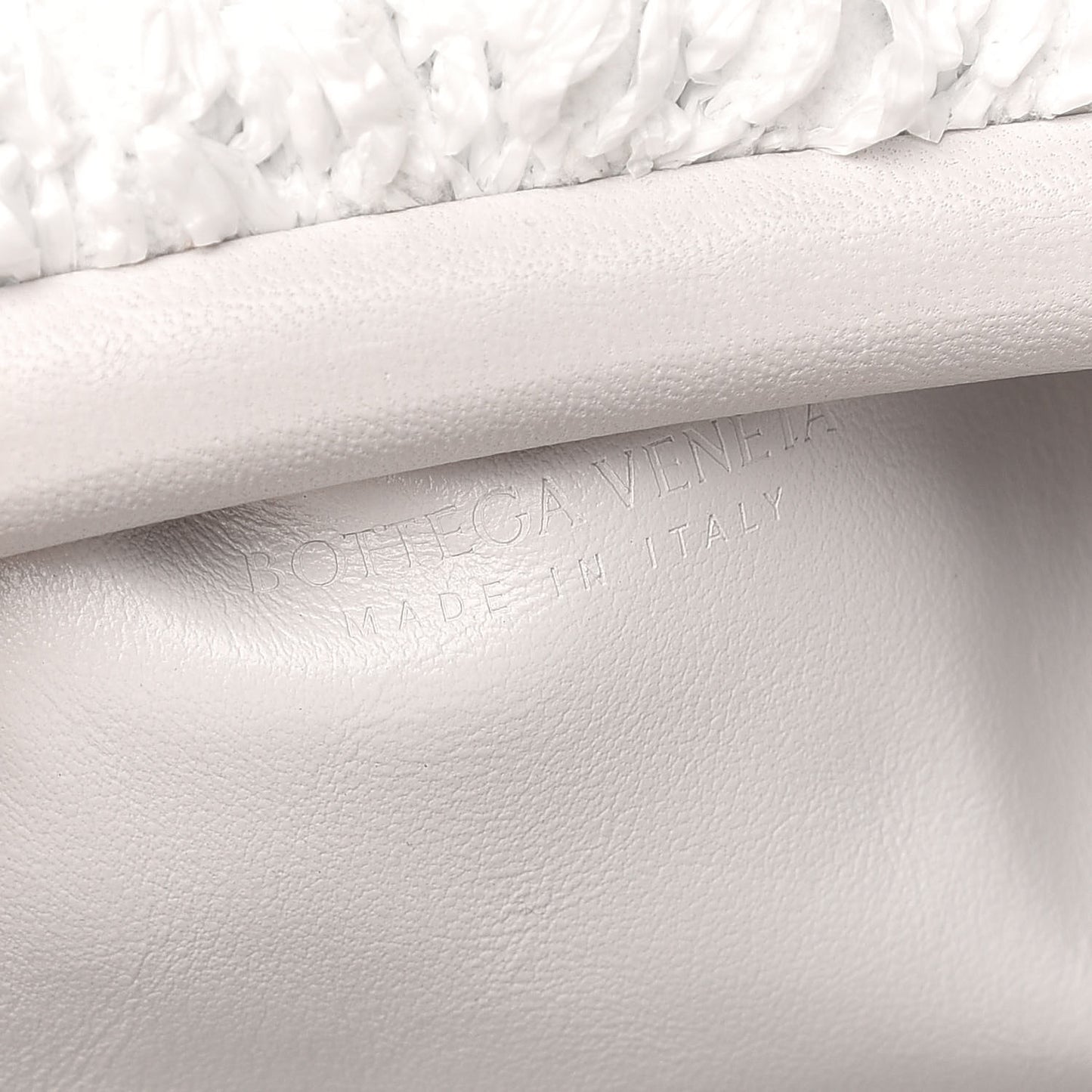 Boucle Curly Raffia The Mini Pouch White Chalk