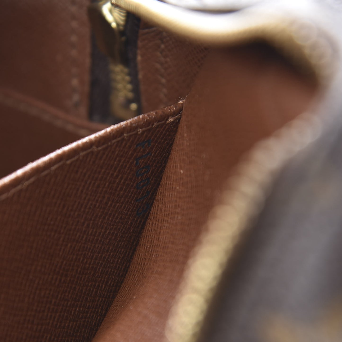 Monogram Cite MM