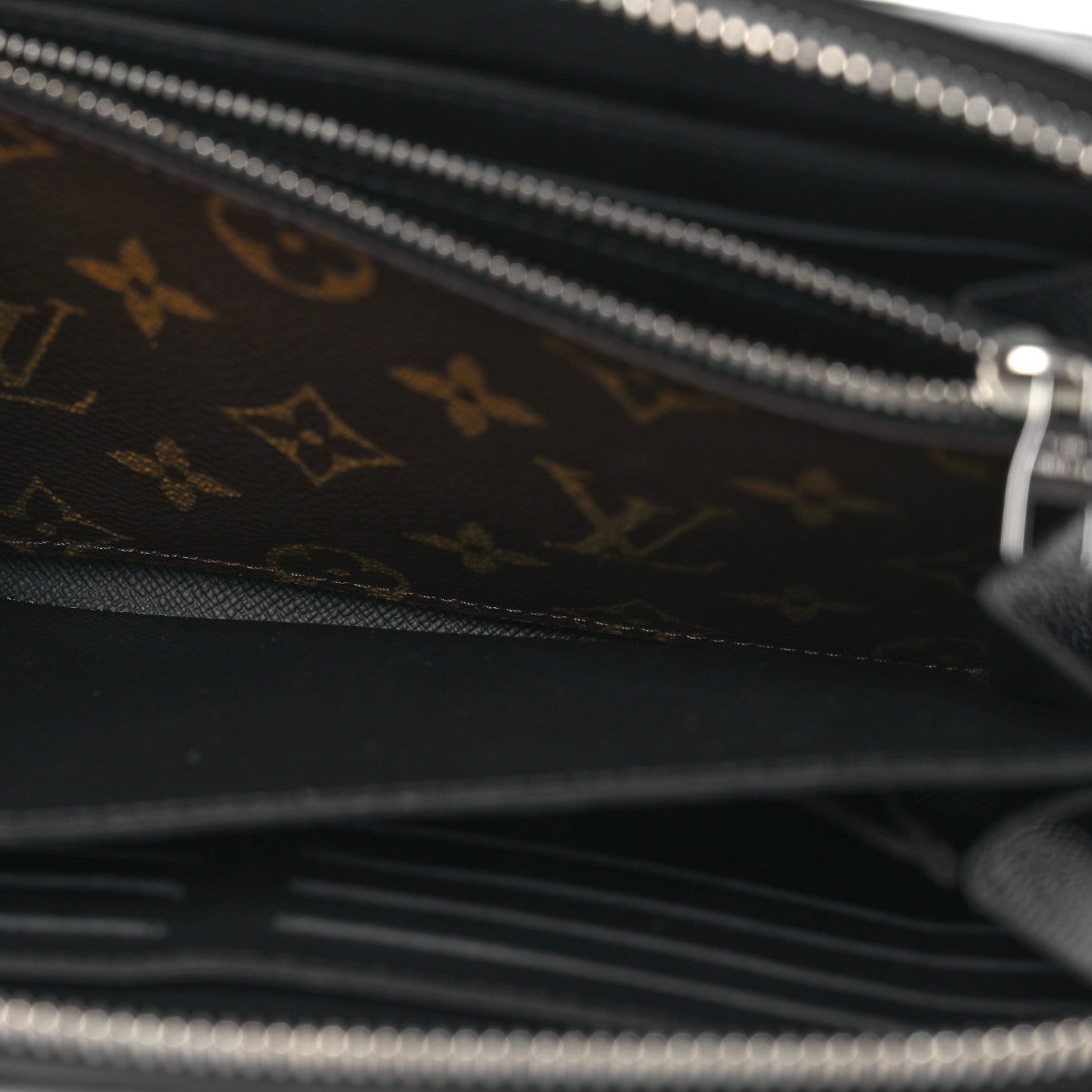 Louis Vuitton Monogram Daily Organizer Black 6 of 15