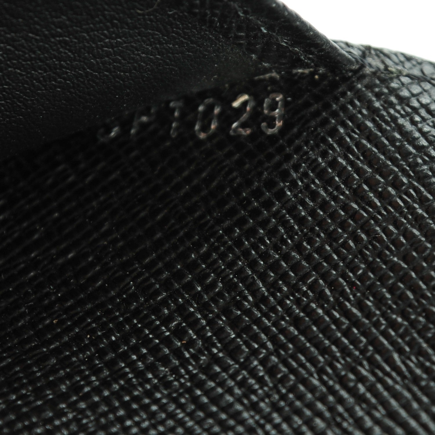 Louis Vuitton Epi Medium Ring Agenda Cover Black 6 of 7
