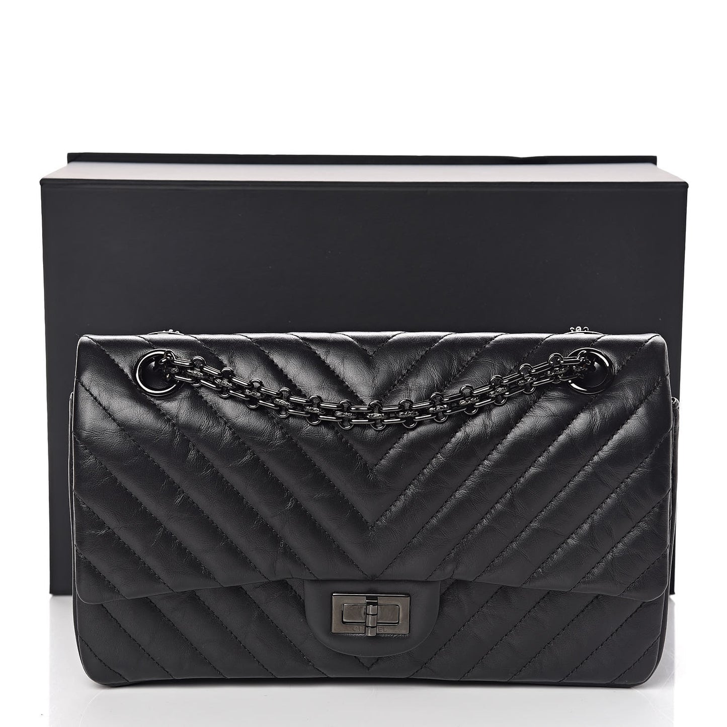 Aged Calfskin Chevron Quilted 2.55 Reissue 225 Flap So Black