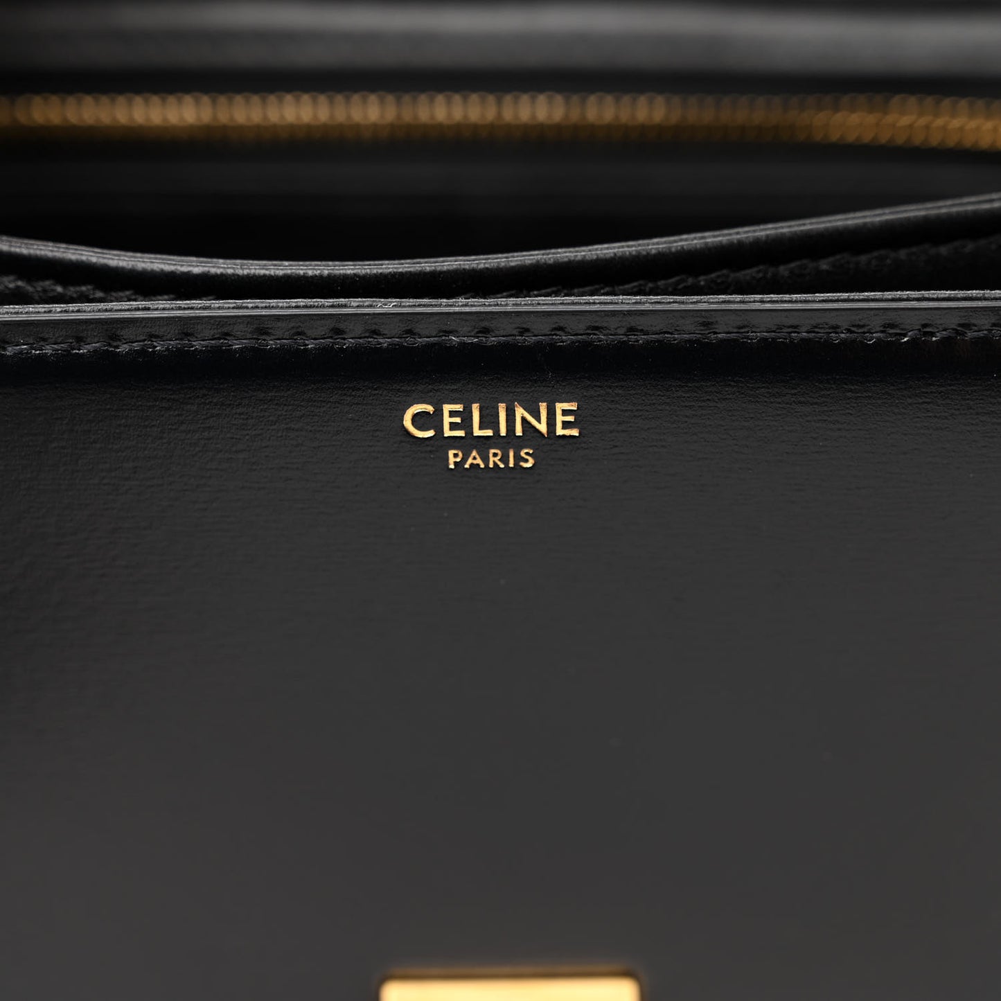 Shiny Calfskin Medium Triomphe Black