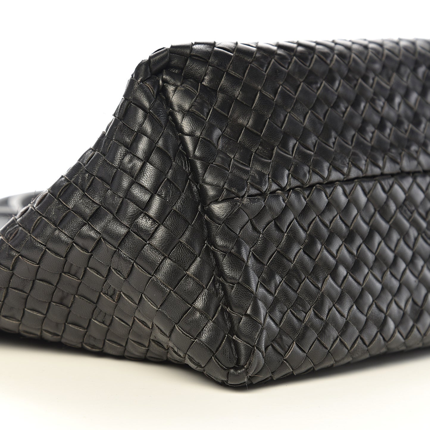 Nappa Intrecciato Medium Cabat Black