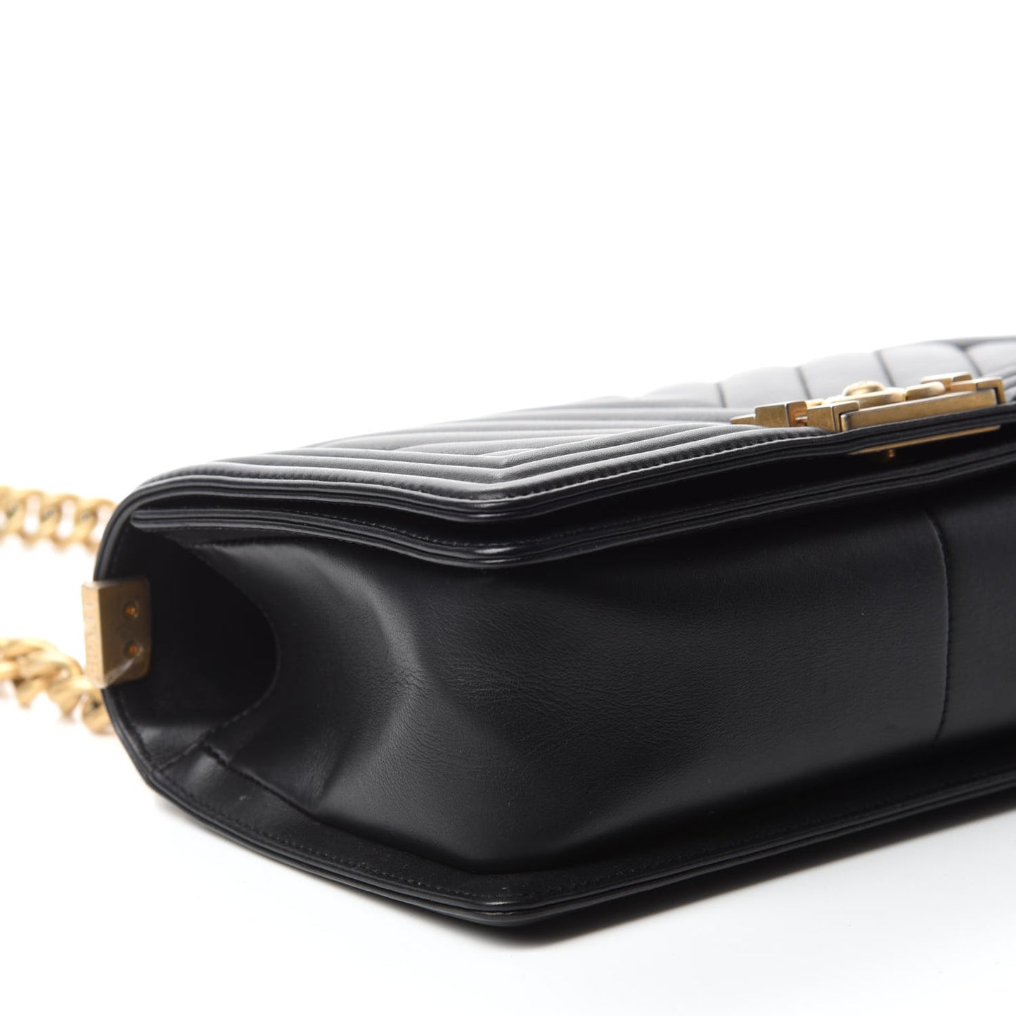 Lambskin Chevron Quilted Medium Boy Flap Black