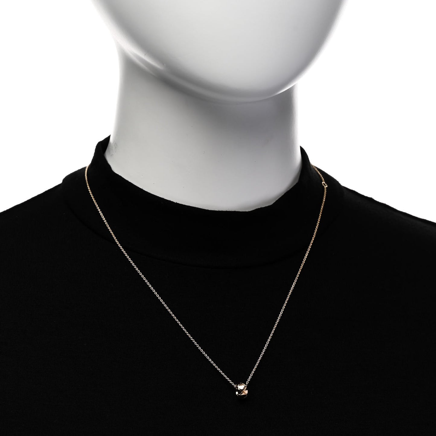 18K Yellow Gold Coco Crush Round Pendant Necklace