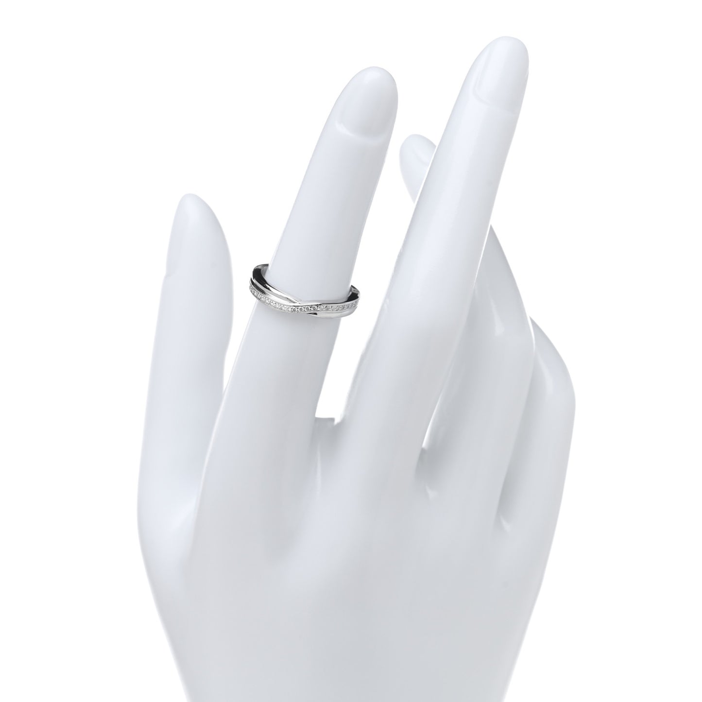 Platinum Diamond Tryst Single Row Pave Ring 49 5