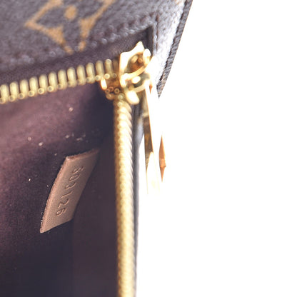 Louis Vuitton Monogram Pochette Metis 8 of 9