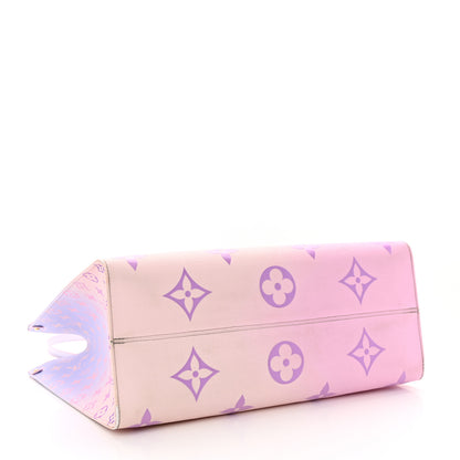 Louis Vuitton Monogram Giant Spring In The City Onthego GM Sunrise Pastel 4 of 21