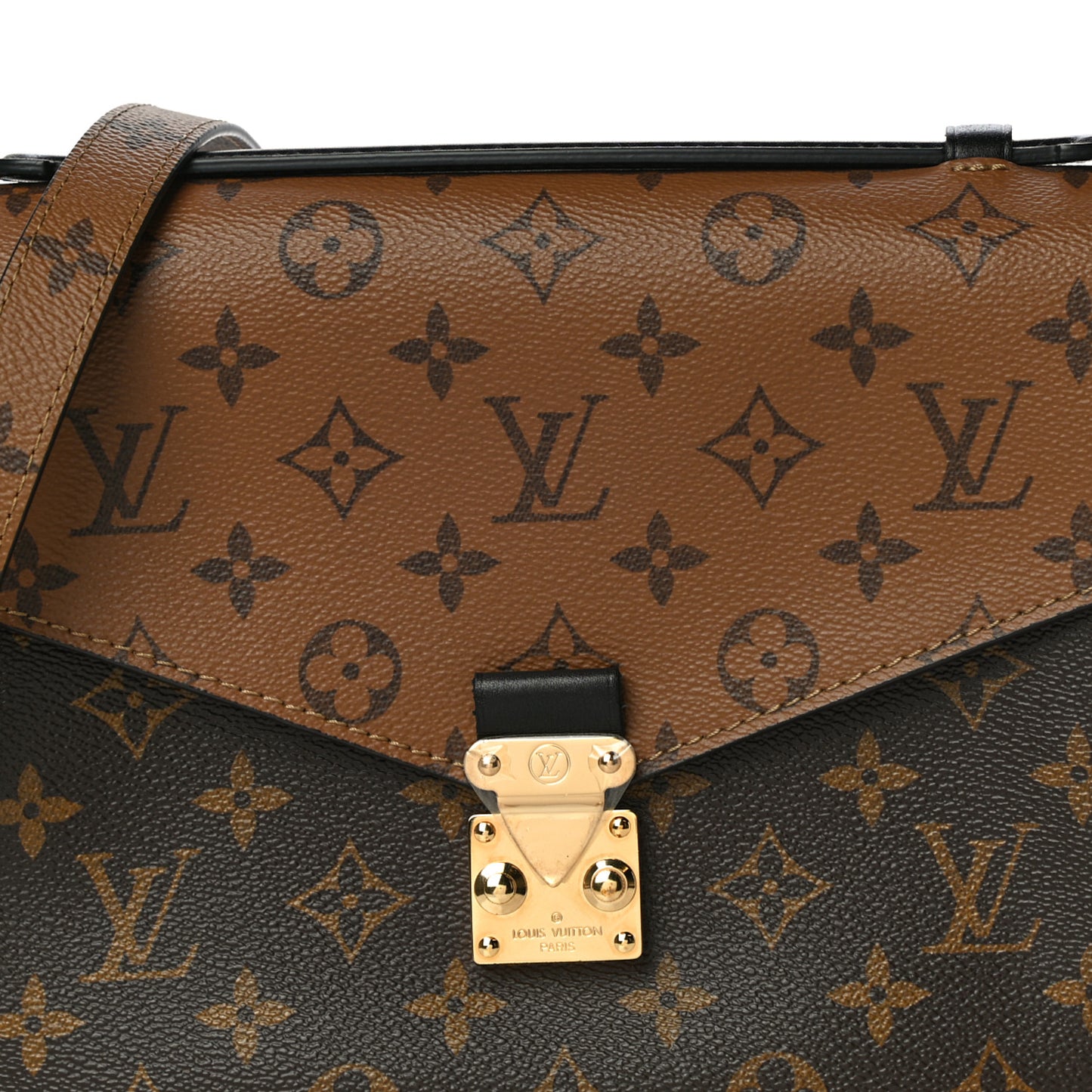 Reverse Monogram Pochette Metis