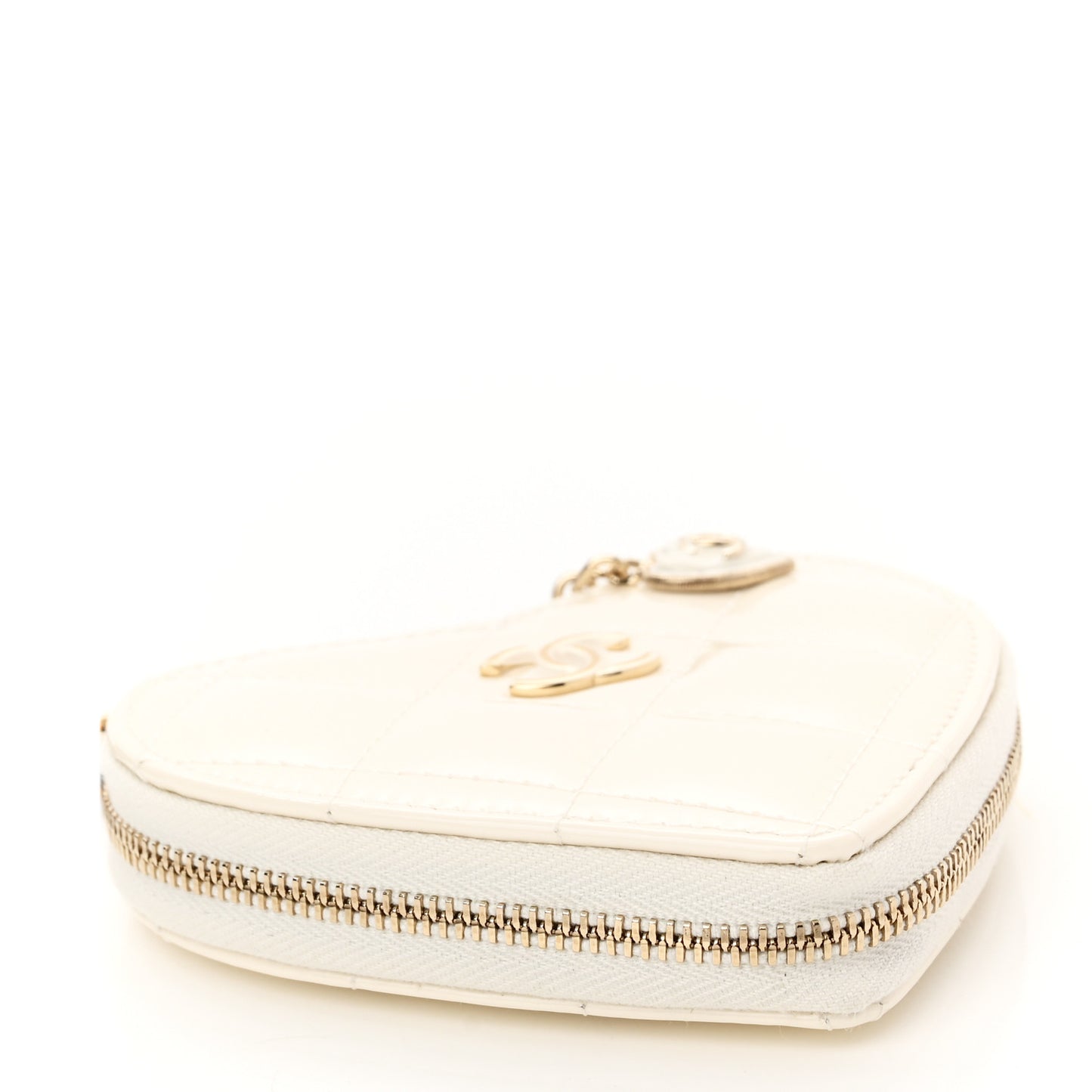 Patent Calfskin Resin Quilted CC Heart Clutch With Chain Black